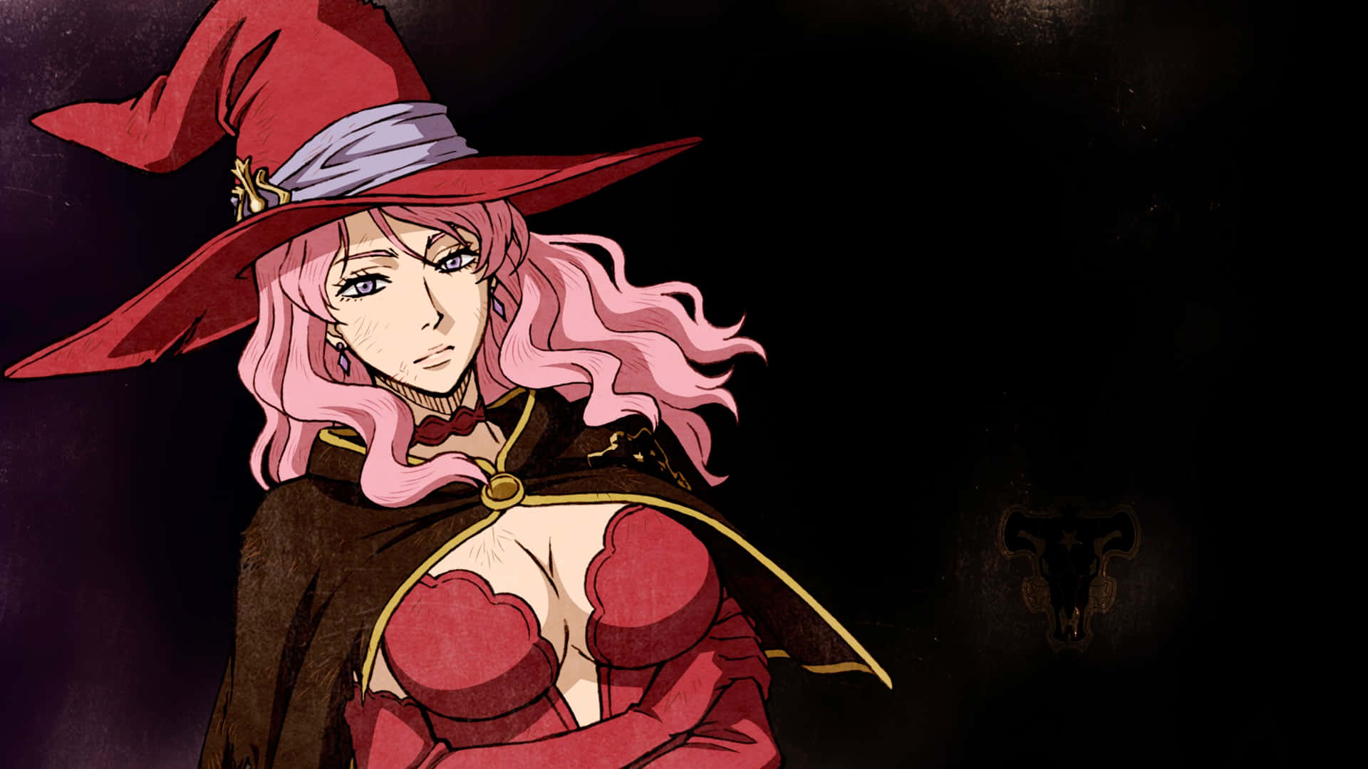 Black Clover Anime 桌布 壁紙 — 一位粉紅色頭髮的女巫，戴著紅色帽子，穿著暴露的服裝，站在帶有公牛頭骨標誌的深色背景前。