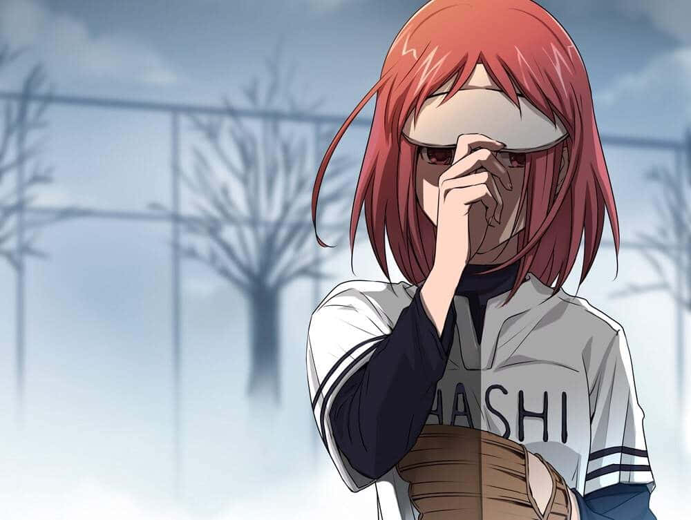 Minori Kushieda 桌布 壁紙 — 一位紅髮動漫女孩穿著棒球制服，在光禿禿的樹木和蒼白的冬季背景下調整她的遮陽板。