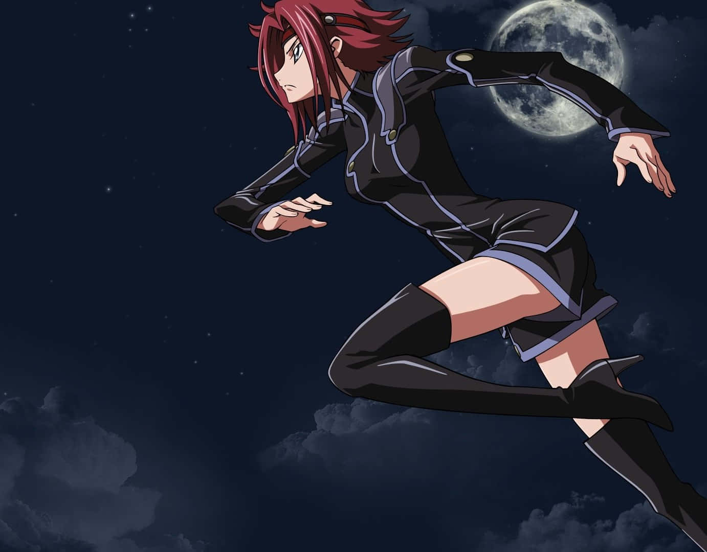 Kallen Stadtfeld 桌布 壁紙 — 一位紅髮動漫少女身穿黑色制服，在滿月星空下動態跳躍。
