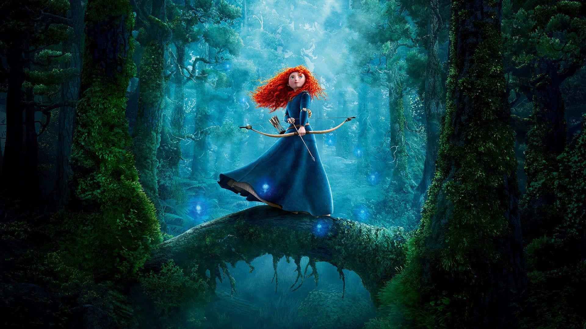 Brave 桌布 壁紙 — 一位紅髮女英雄身穿藍色長裙，站在神秘森林中一座長滿青苔的橋上，森林閃爍著藍光。