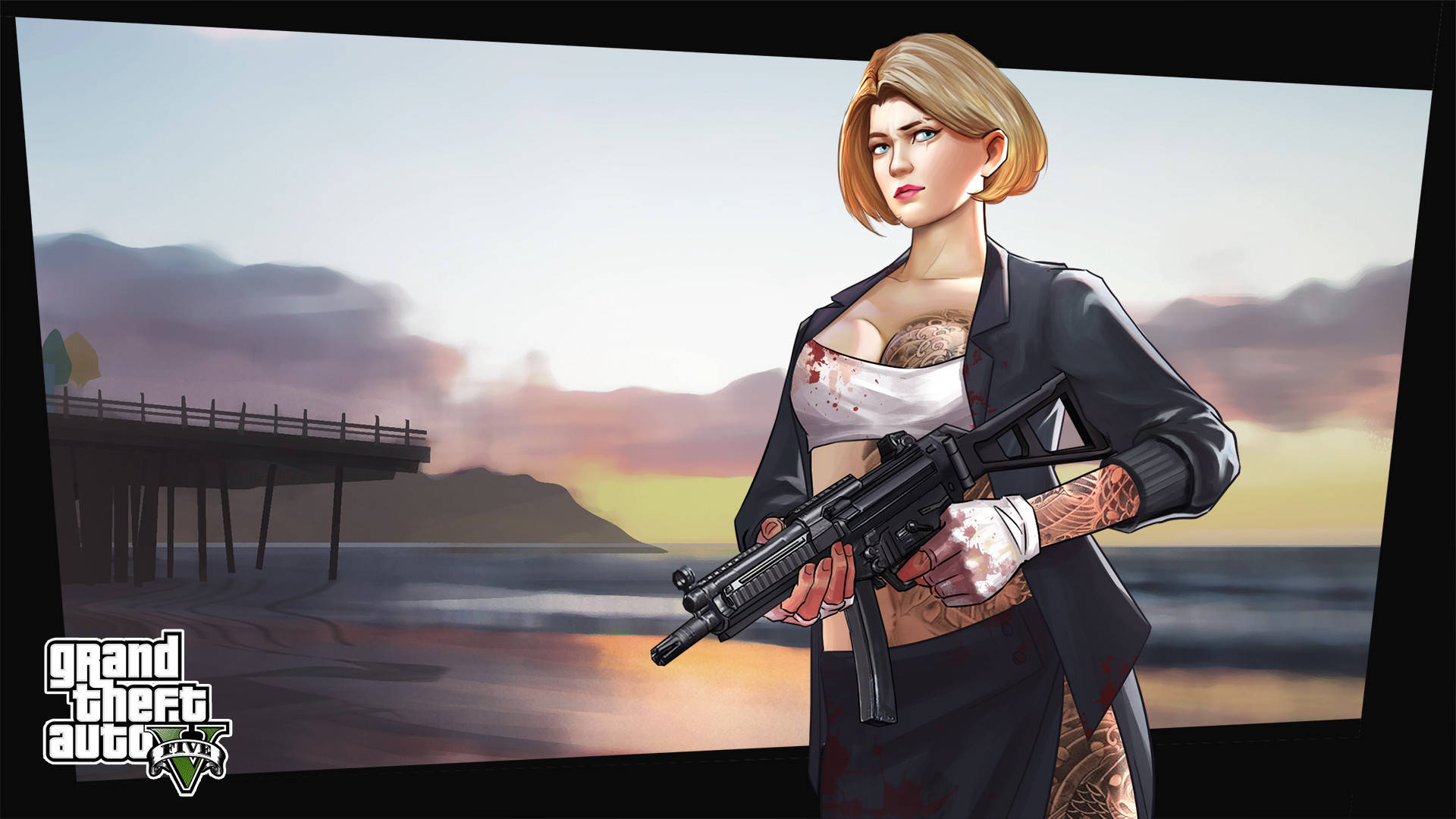 Gta 桌布 壁紙 — 一位紋身短金髮女性在日落時分的碼頭上，手持沾血的突擊步槍，以GTA V風格插圖呈現。