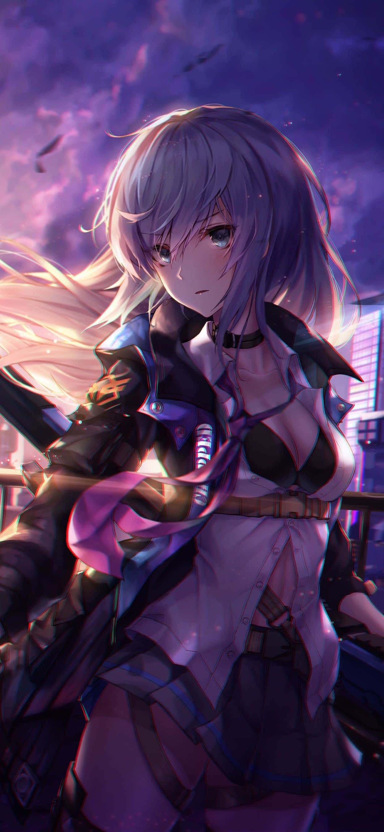 Cool Anime iPhone 桌布 壁紙 — 一位紫髮動漫女孩穿著精緻服裝，站在充滿活力的暮色城市景觀前，建築物閃閃發光。