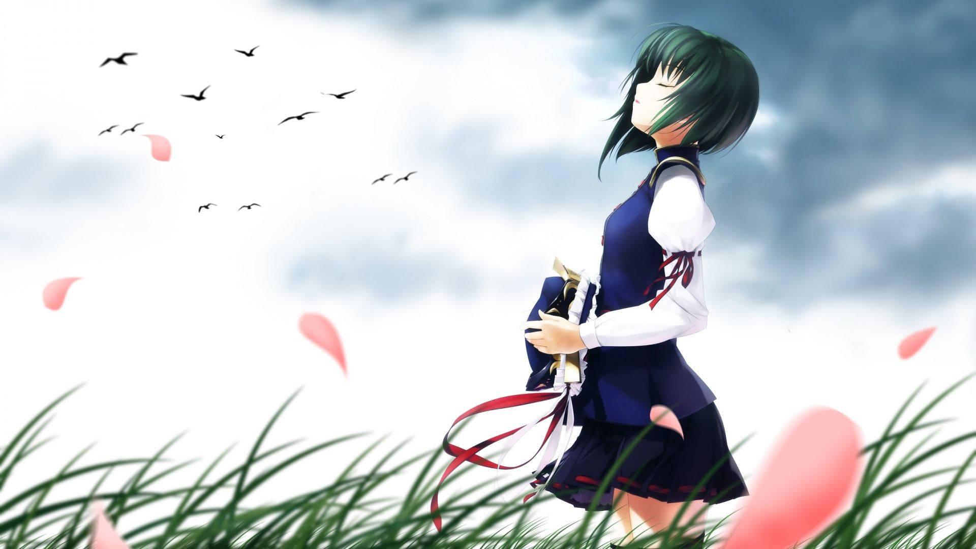 Chill Anime 桌布 壁紙 — 一位綠髮動漫女孩穿著校服站在高高的草叢中，粉紅色的花瓣和鳥兒在陰雲密佈的天空中飄蕩。