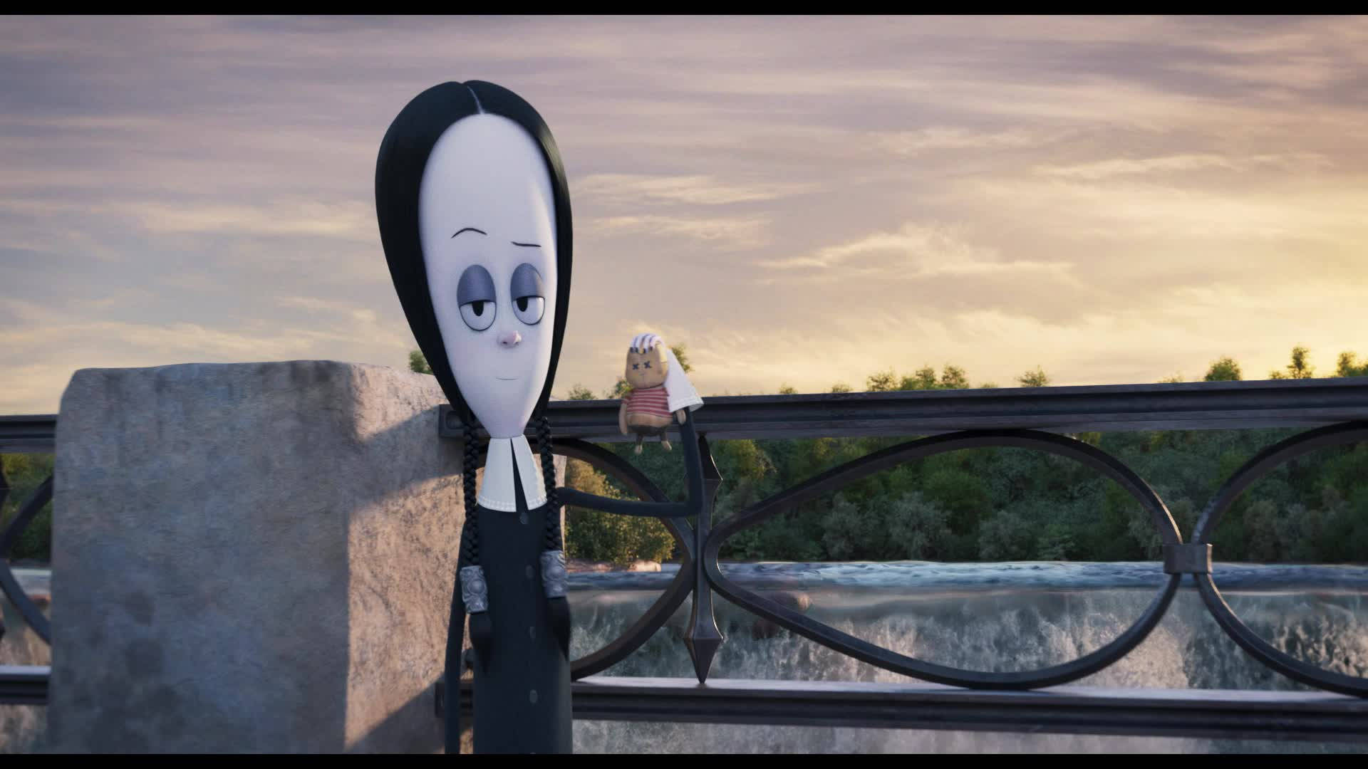 The Addams Family 2 桌布 壁紙 — 一位莊嚴的動畫修女站在欄杆旁，俯瞰著黃金時段的瀑布，她身邊有一個小生物。