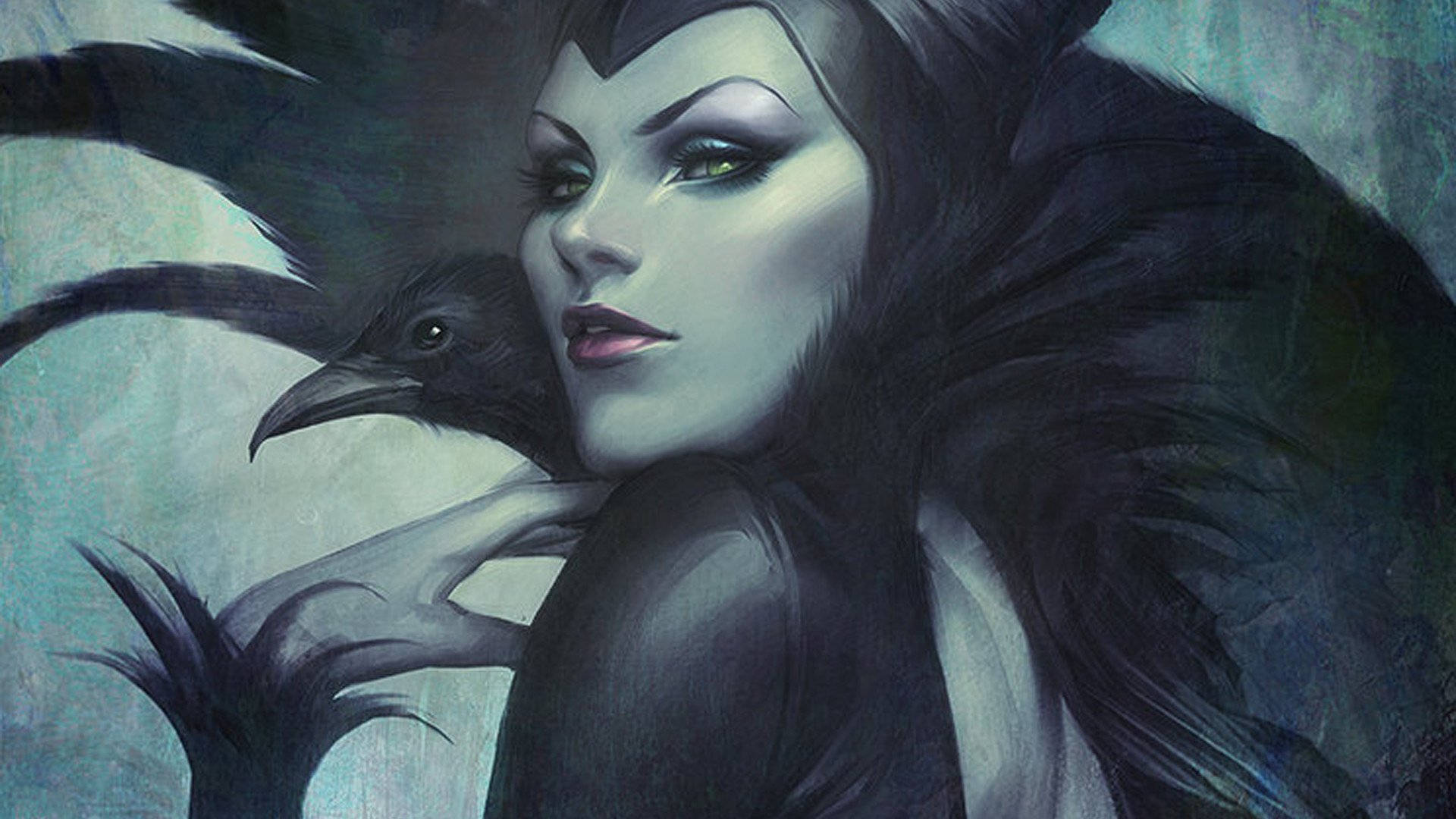Maleficent 桌布 壁紙 — 一位蒼白的女人，綠眼睛，披著黑色羽毛斗篷，在憂鬱的藍綠色背景中抱著一隻烏鴉。