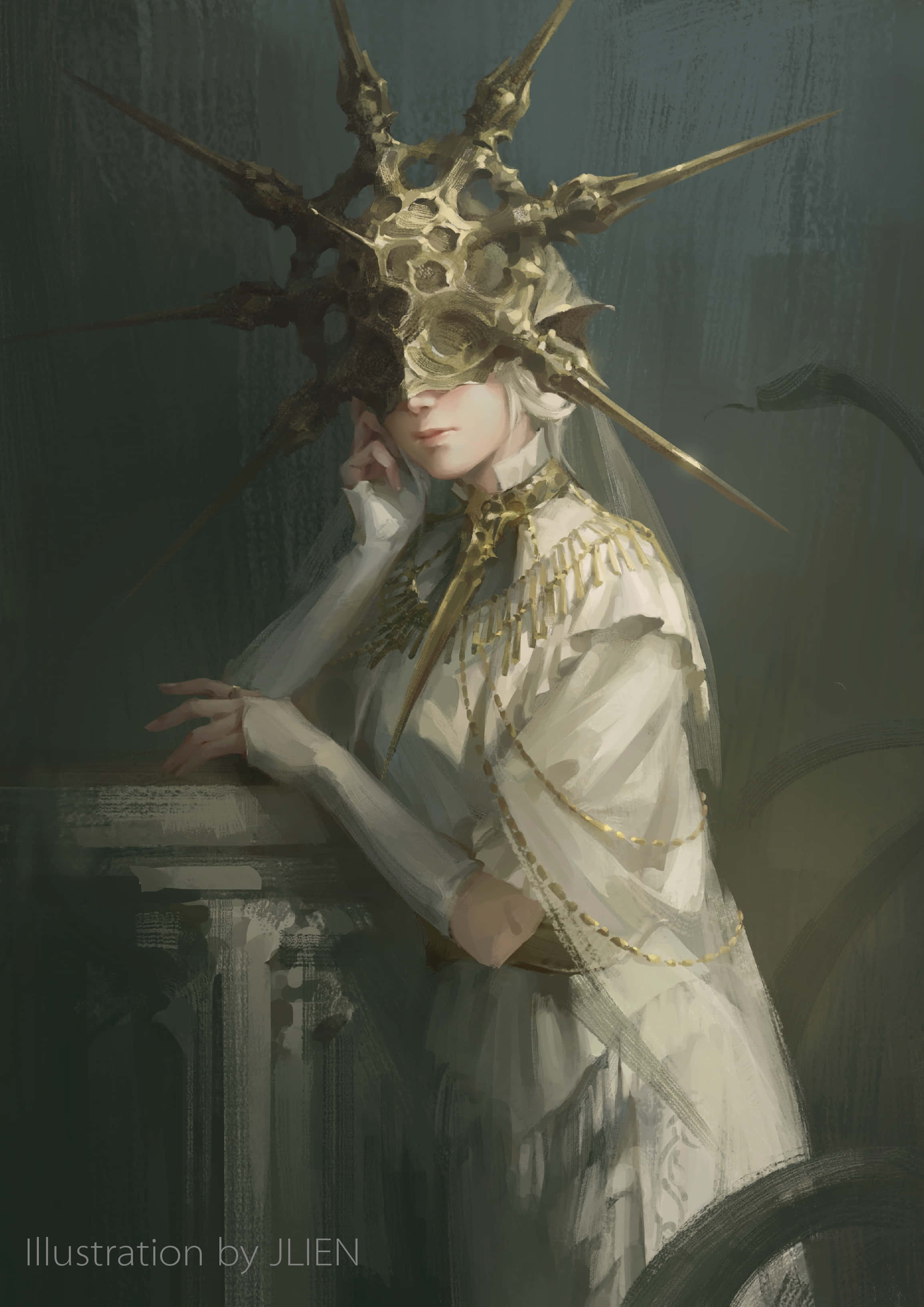 Dark Sun Gwyndolin 桌布 壁紙 — 一位蒼白的女人穿著白色長袍，戴著華麗的金色尖刺王冠和面具，倚靠在昏暗哥德式場景中的石欄杆上。