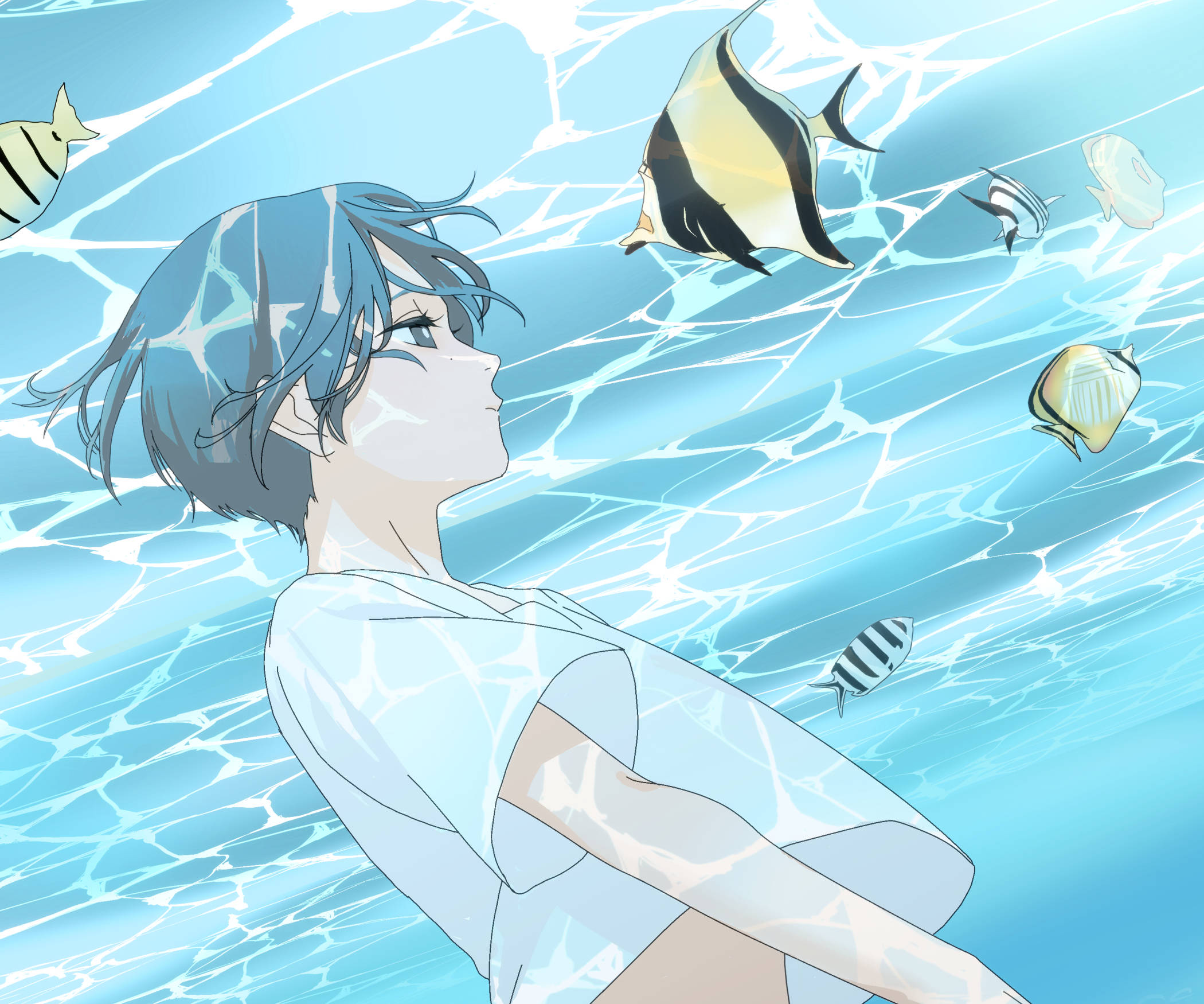 period 桌布 壁紙 — 一位藍髮動漫女孩在清澈的藍色海水中被熱帶魚包圍，平靜地漂浮在水下。