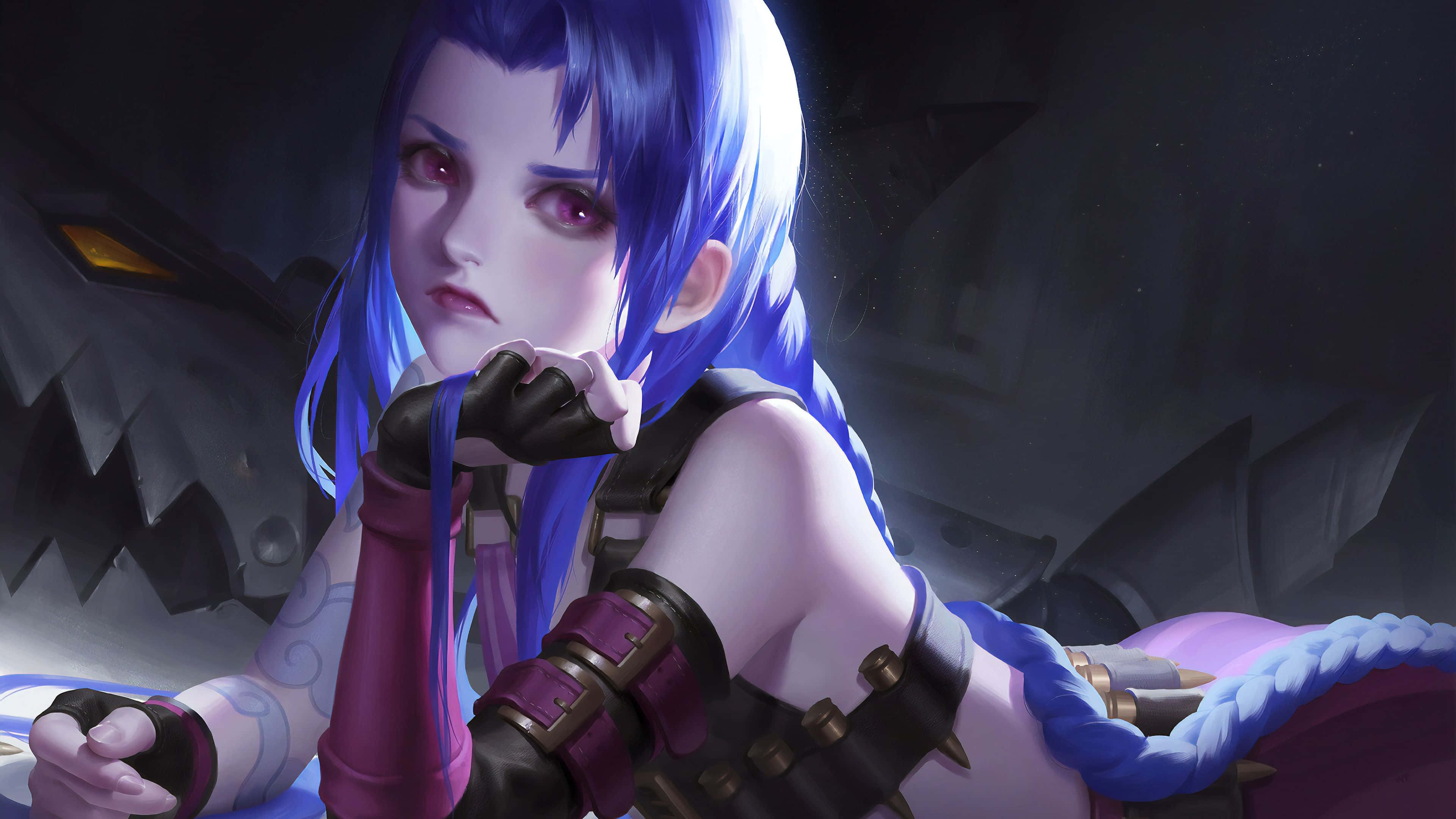 Jinx 桌布 壁紙 — 一位藍髮紅眼的動漫女孩，在黑暗鋸齒狀的背景前將下巴擱在手上。