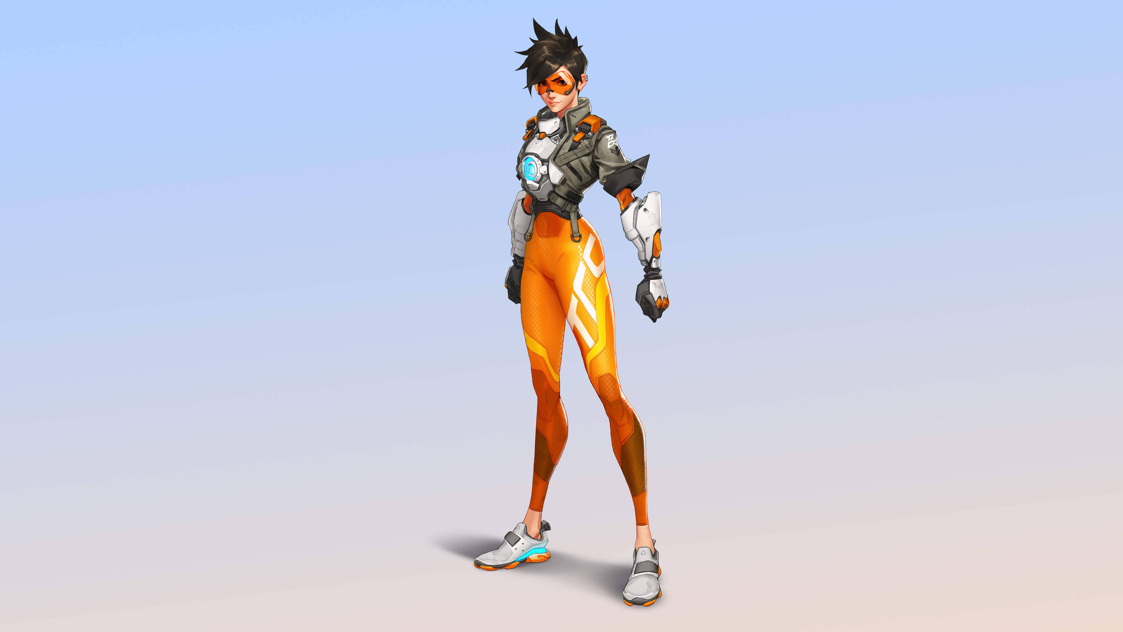 Overwatch 桌布 壁紙 — 一位身穿橙色和灰色未來裝備的女性電子遊戲角色自信地站在漸變天空背景前。