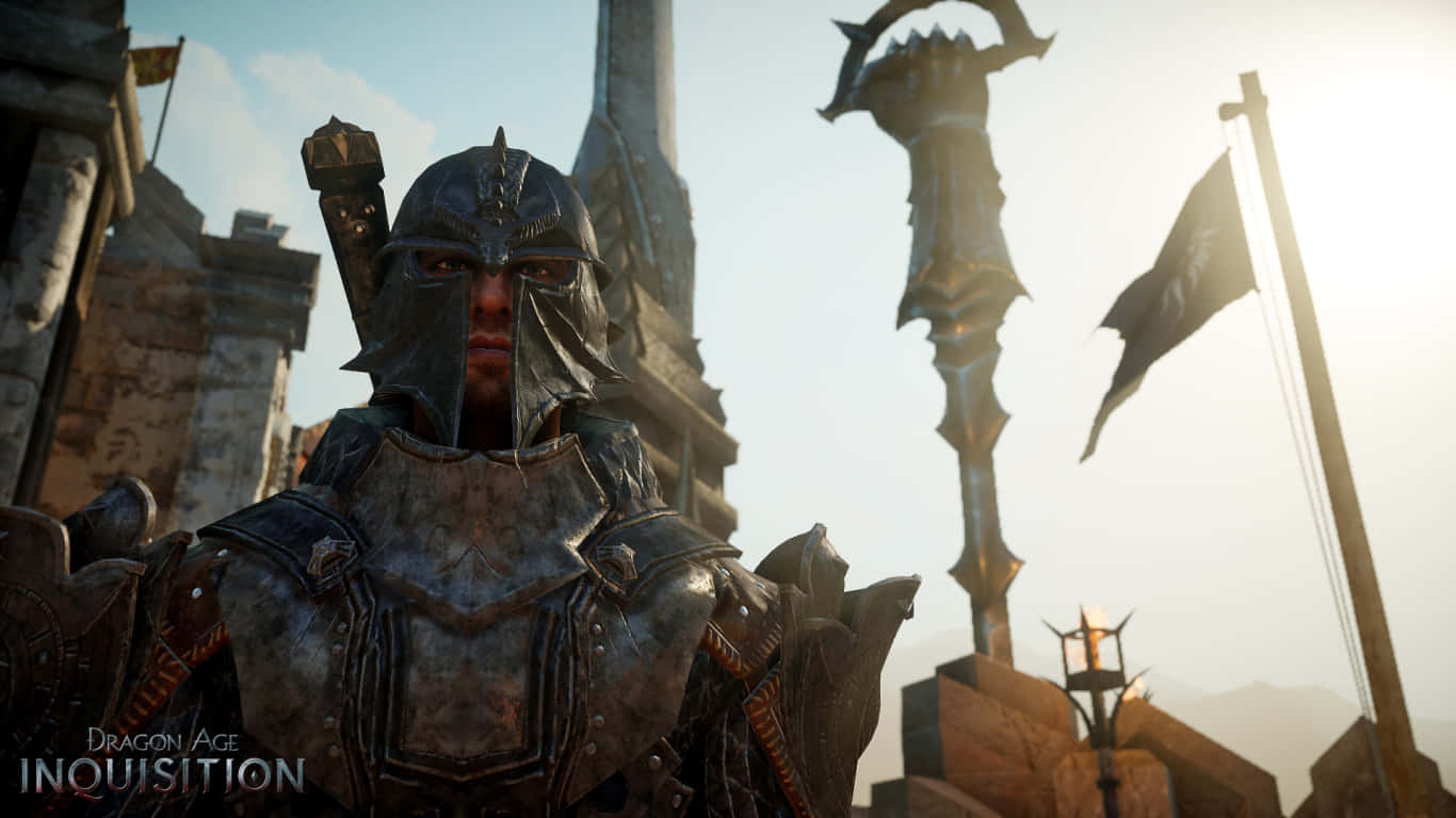 1366x768 Dragon Age Inquisition 桌布 壁紙 — 一位身穿精細暗色盔甲的騎士在黎明時分站在一座城堡前，城堡上有黑色旗幟和發光的火炬。