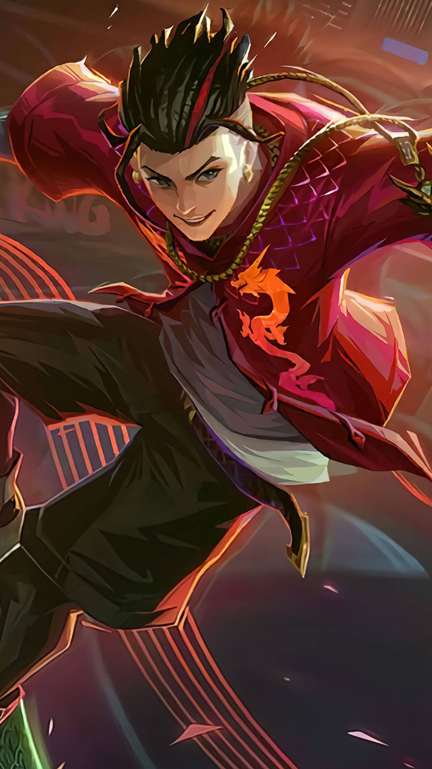Mobile Legends 動態圖 桌布 壁紙 — 一位身穿紅黑盔甲、帶有龍徽章的動態動漫戰士，帶著強烈的表情向前躍進。