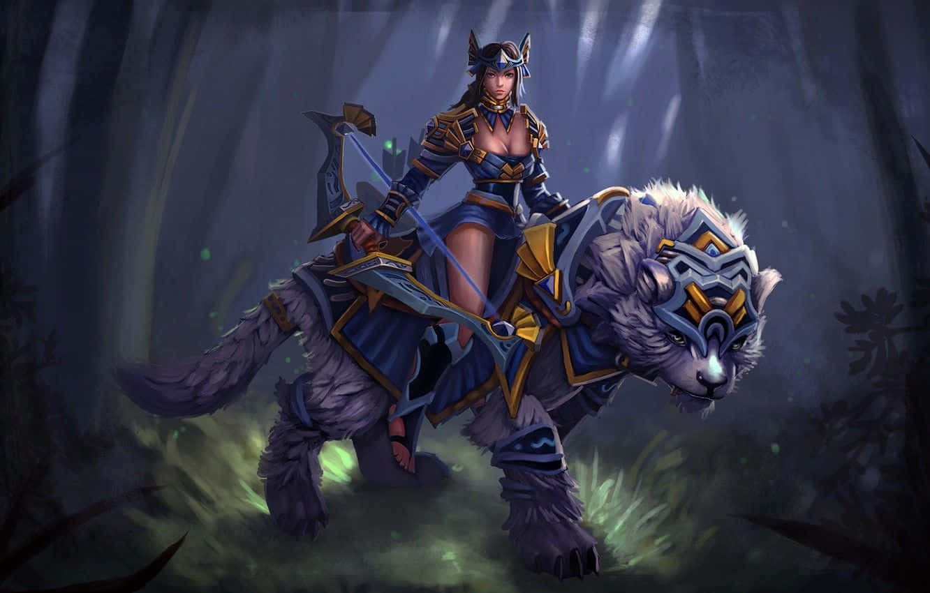 Mirana 桌布 壁紙 — 一位身穿華麗藍金色盔甲的女戰士，在黃昏時分騎著一頭威嚴的裝甲老虎穿過迷霧森林。