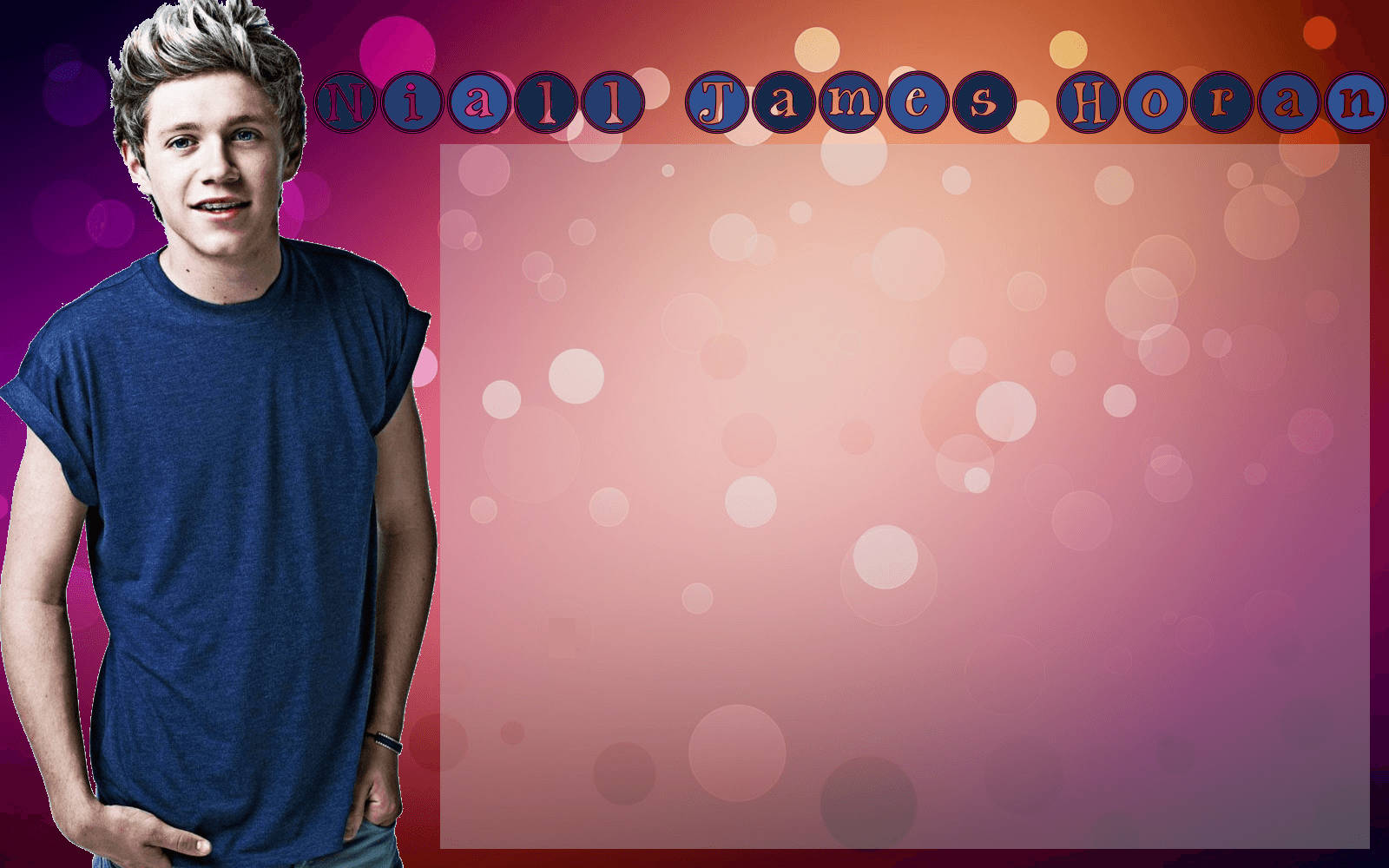 niall horan 桌布 壁紙 — 一位身穿藍色T恤的年輕男子站在充滿活力的粉紅和紫色漸變背景前，背景有散景燈光，他的名字顯示在上方。