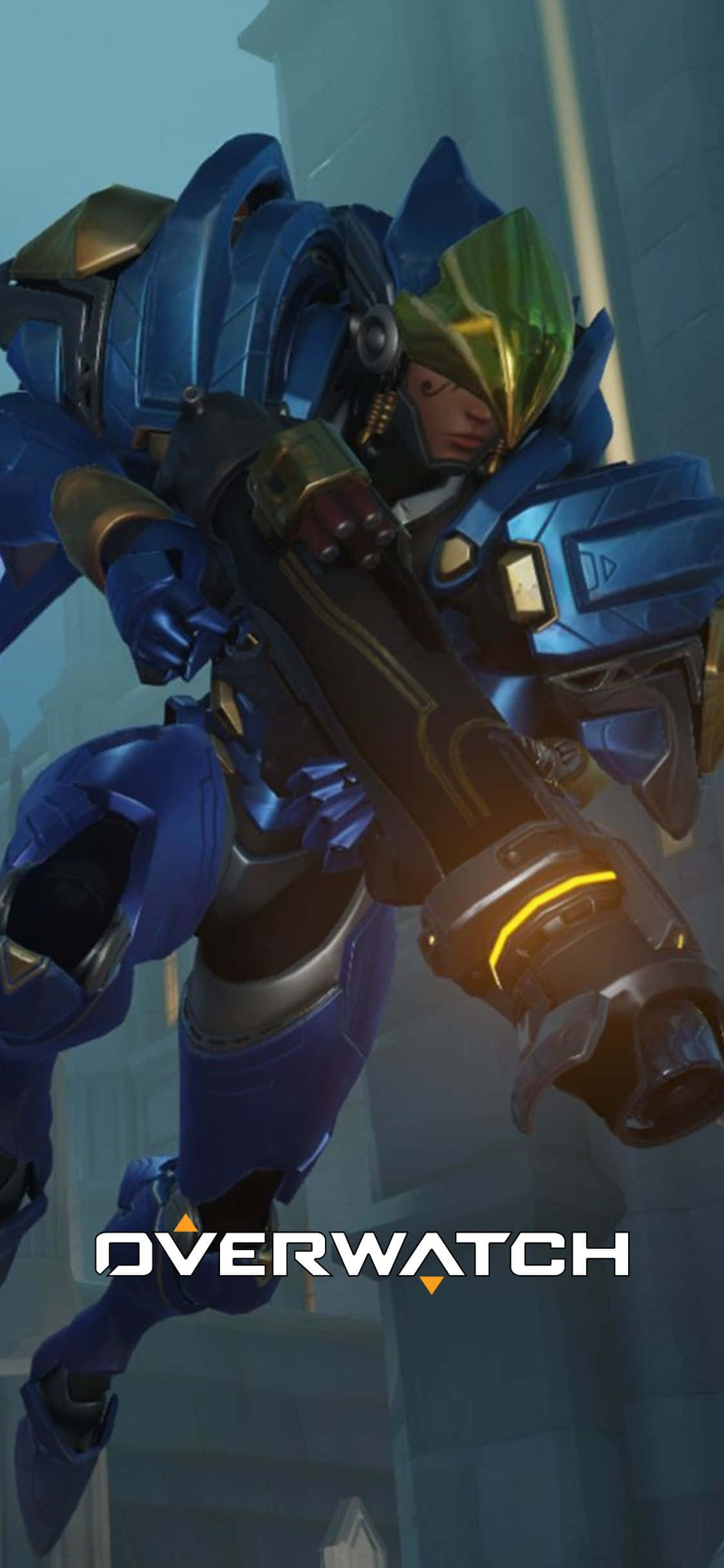 iPhone X Overwatch 桌布 壁紙 — 一位身穿藍色裝甲的《鬥陣特攻》英雄，戴著發光的黃色護目鏡，在未來都市環境中瞄準重型武器。