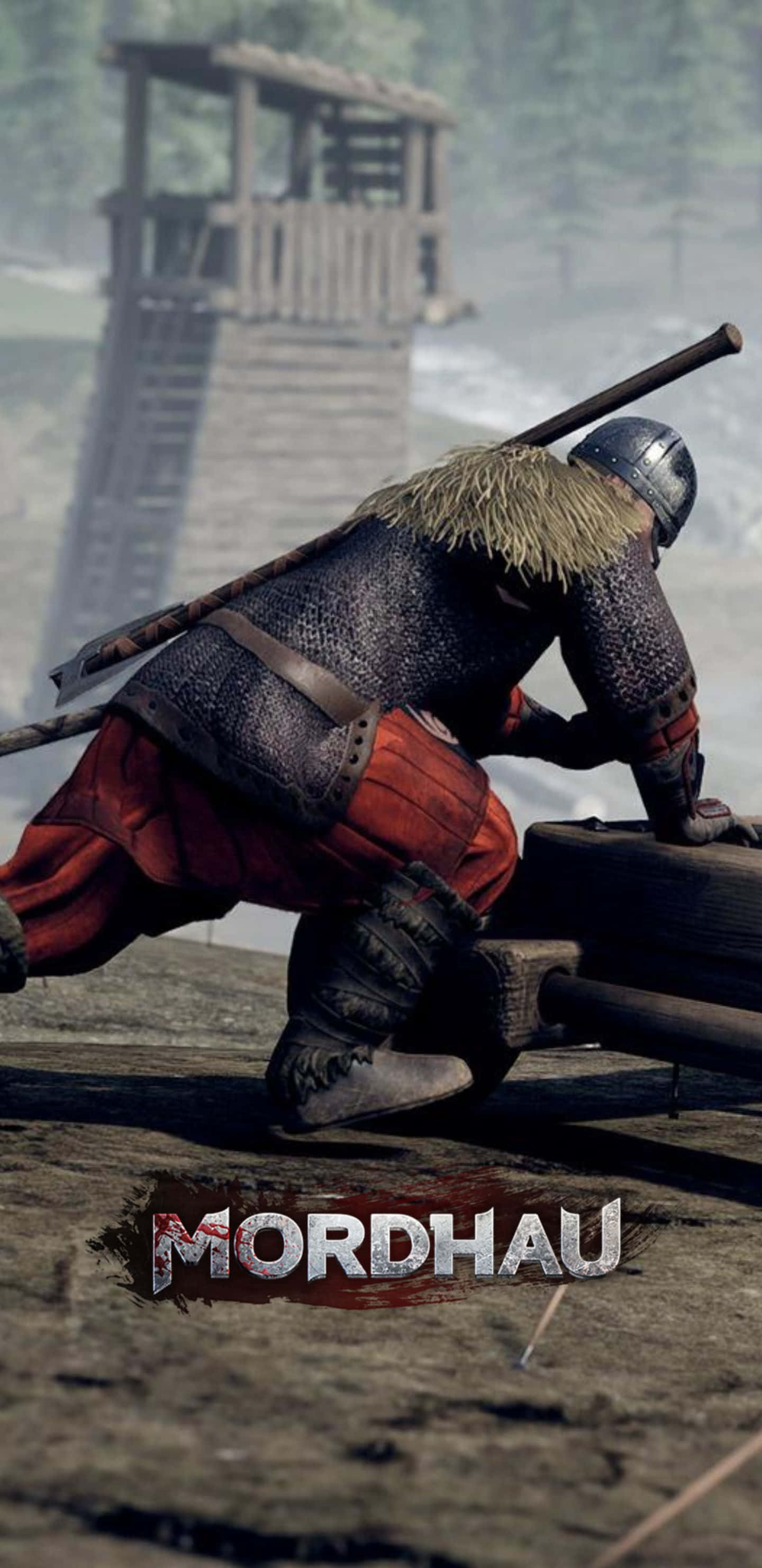 Pixel 3xl Mordhau 桌布 壁紙 — 一位身穿鎖子甲和紅色褲子的中世紀戰士蹲在木製路障旁，背景有塔樓在迷霧中。