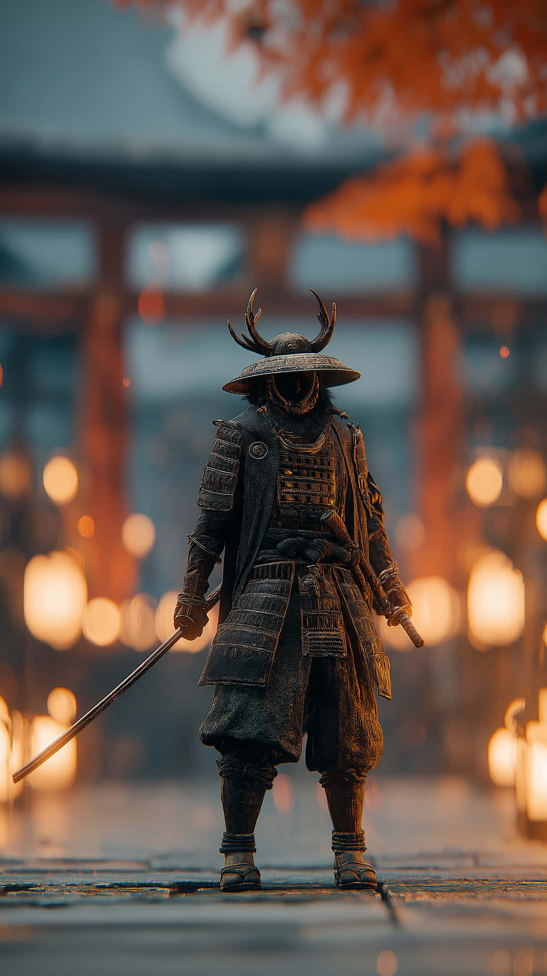 Guardian of the Torii 壁紙 — 一位身穿黑色盔甲的武士莊嚴地手持武士刀，站在溫暖的燈籠光下，上方有秋葉。