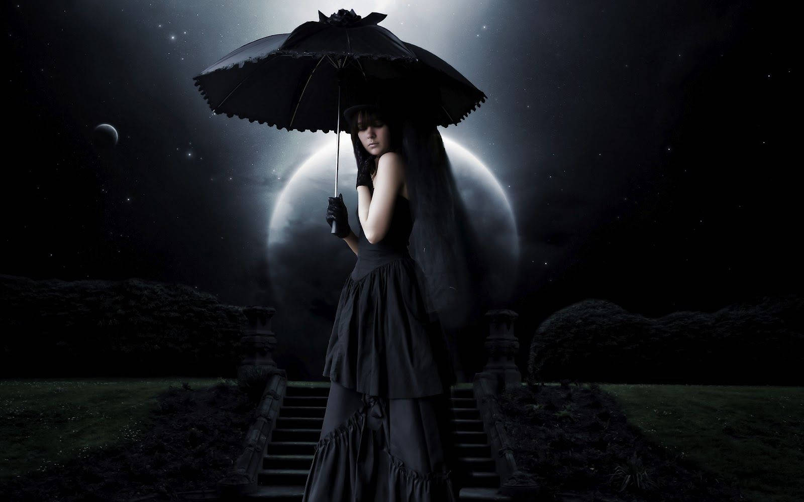 月光下的花園小徑上，身穿黑色連衣裙的女性撐著黑色雨傘。 — Emo 美學 GIF 壁紙