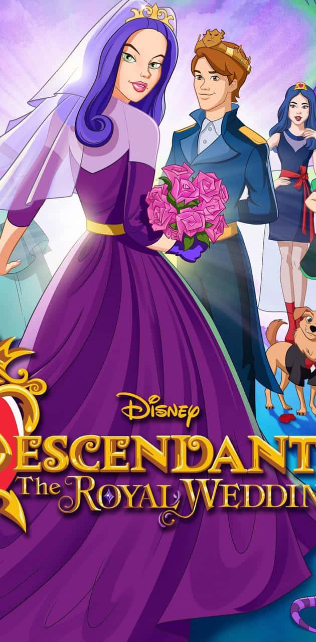 Disney Descendants 桌布 壁紙 — 一位迪士尼動畫新娘身穿紫色長裙，手持粉紅玫瑰，站在身穿皇家藍的王子旁邊，一隻狗和另一個女孩在旁觀看。