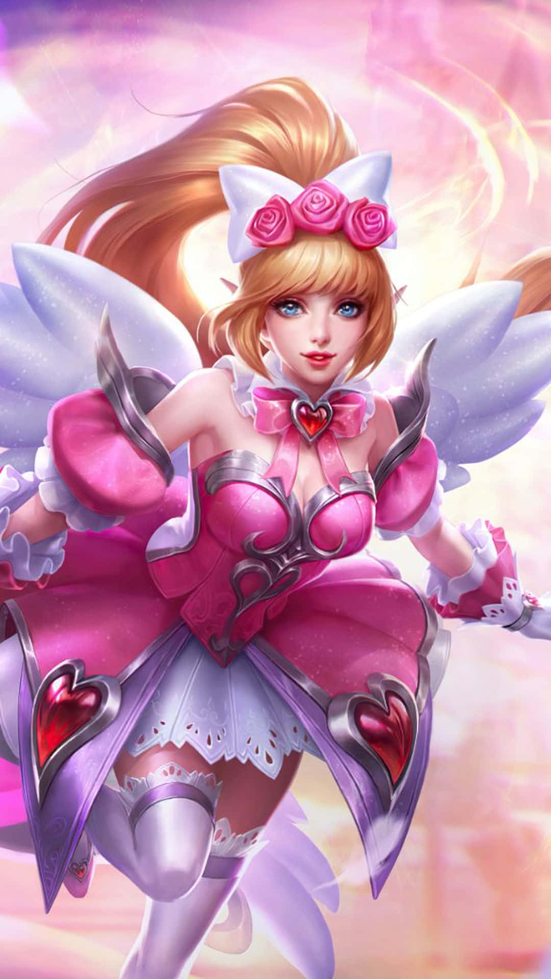 Mobile Legends 動態圖 桌布 壁紙 — 一位金髮、戴著粉紅玫瑰頭帶的耀眼動漫仙子，身穿心形裝飾的服裝，漂浮在夢幻的粉紅和紫色天空中。