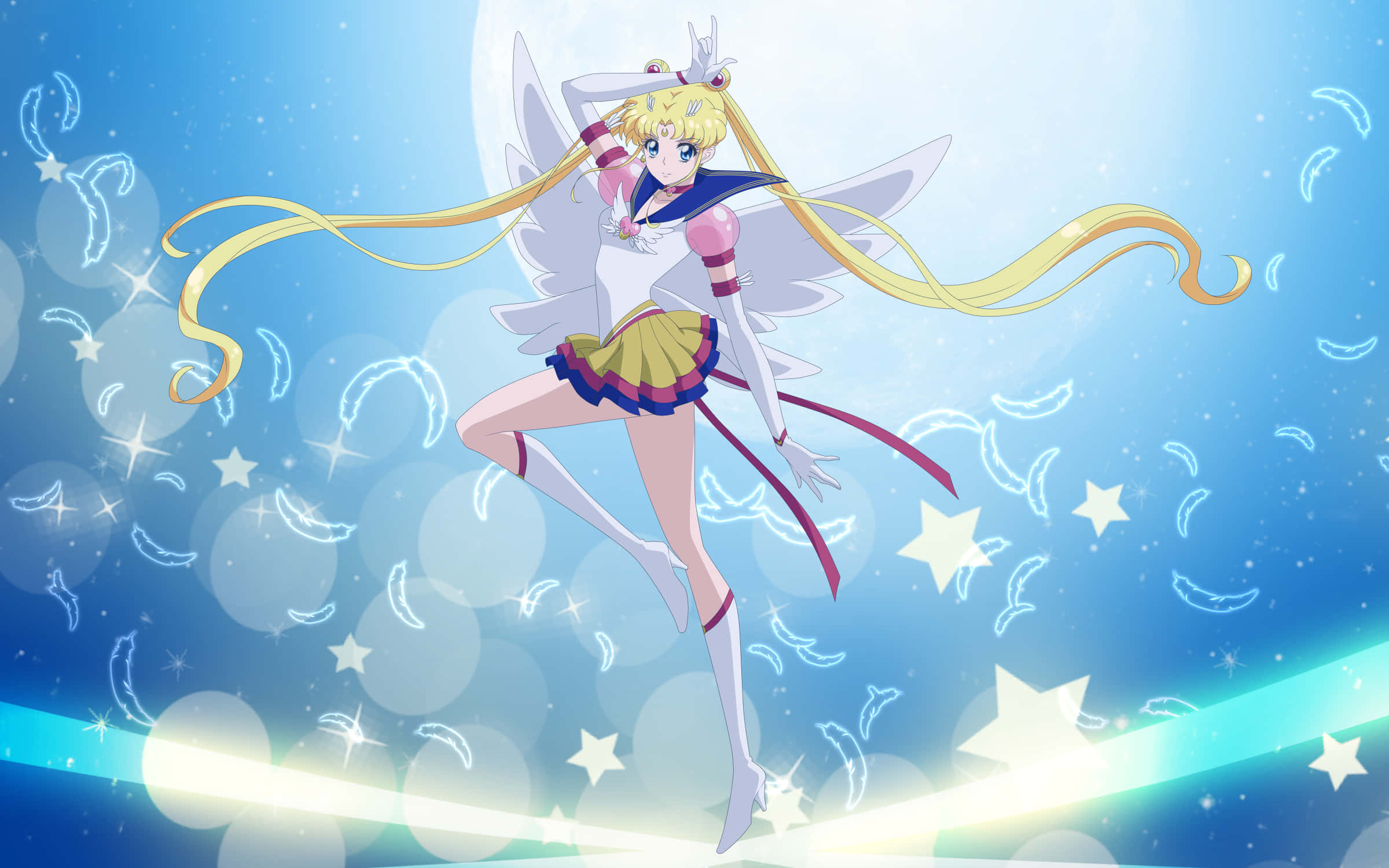 sailor moon crystal 桌布 壁紙 — 一位金髮動漫女孩，擁有翅膀和飄逸的頭髮，在閃爍的藍色星空背景下優雅地漂浮。