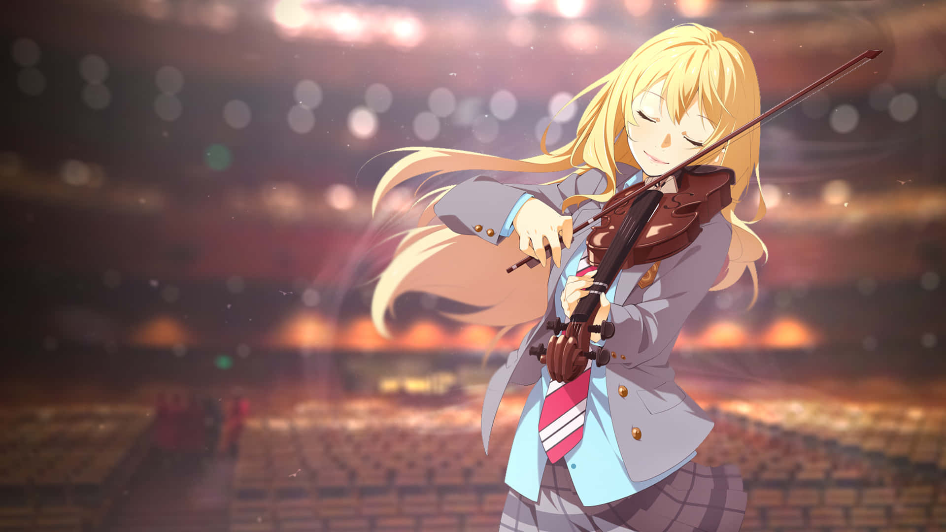 Your Lie In April 桌布 壁紙 — 一位金髮動漫女孩穿著校服，在溫暖的舞台燈光下閉著眼睛拉小提琴，背景是模糊的音樂廳。