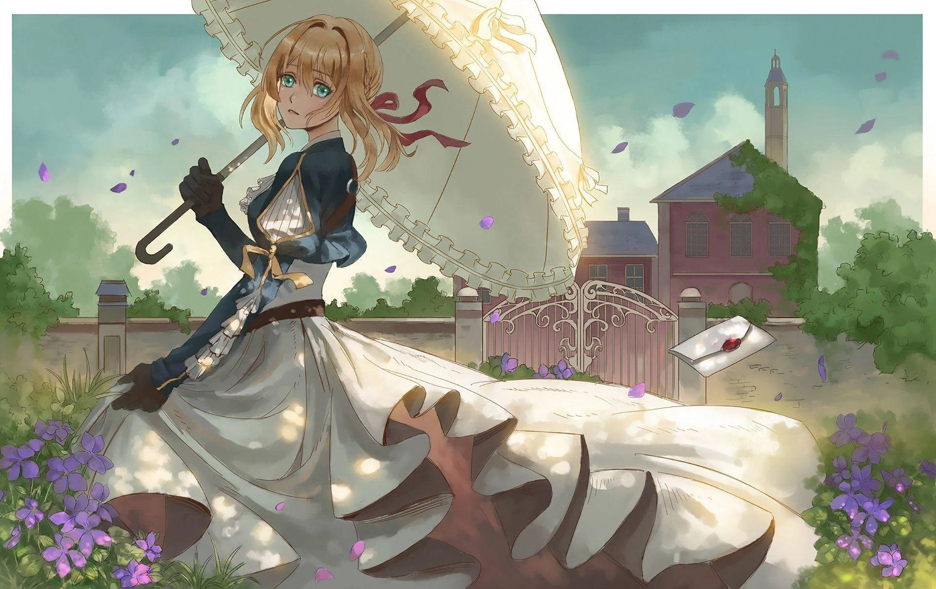Top Anime 桌布 壁紙 — 一位金髮動漫女孩穿著白色連衣裙，在紫色花朵和飄落的花瓣中，靠近大門和紅屋，手持蕾絲陽傘。