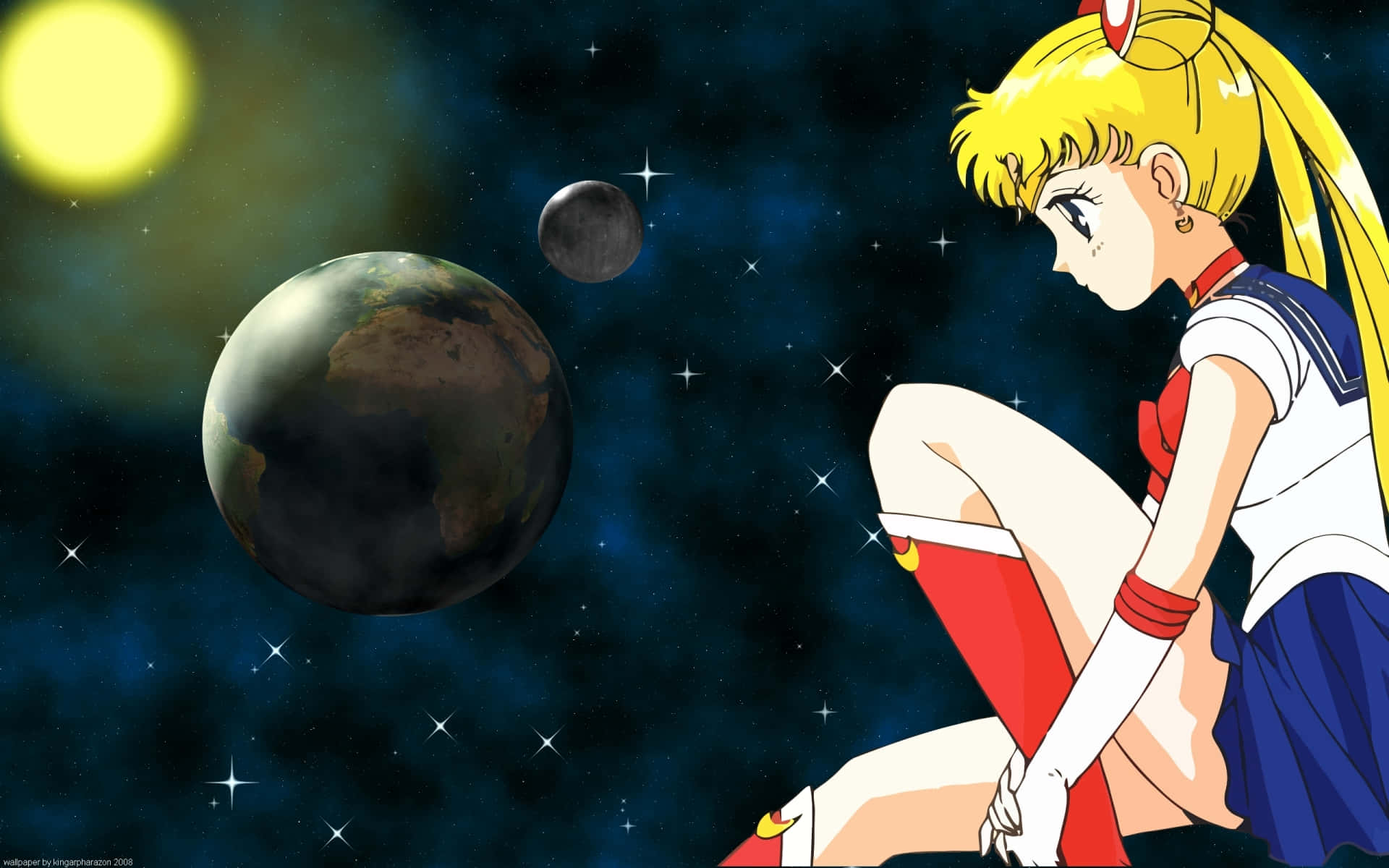 美少女戰士 桌布 壁紙 — 一位金髮動漫少女穿著水手服，坐在星空宇宙背景下凝視地球和月球。