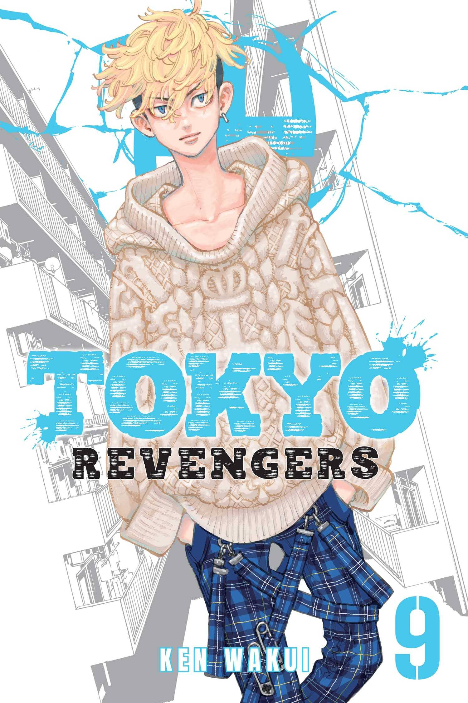 takashi mitsuya 桌布 壁紙 — 一位金髮動漫少女穿著質感連帽衫和格子褲，自信地站在風格化的東京城市景觀背景下。