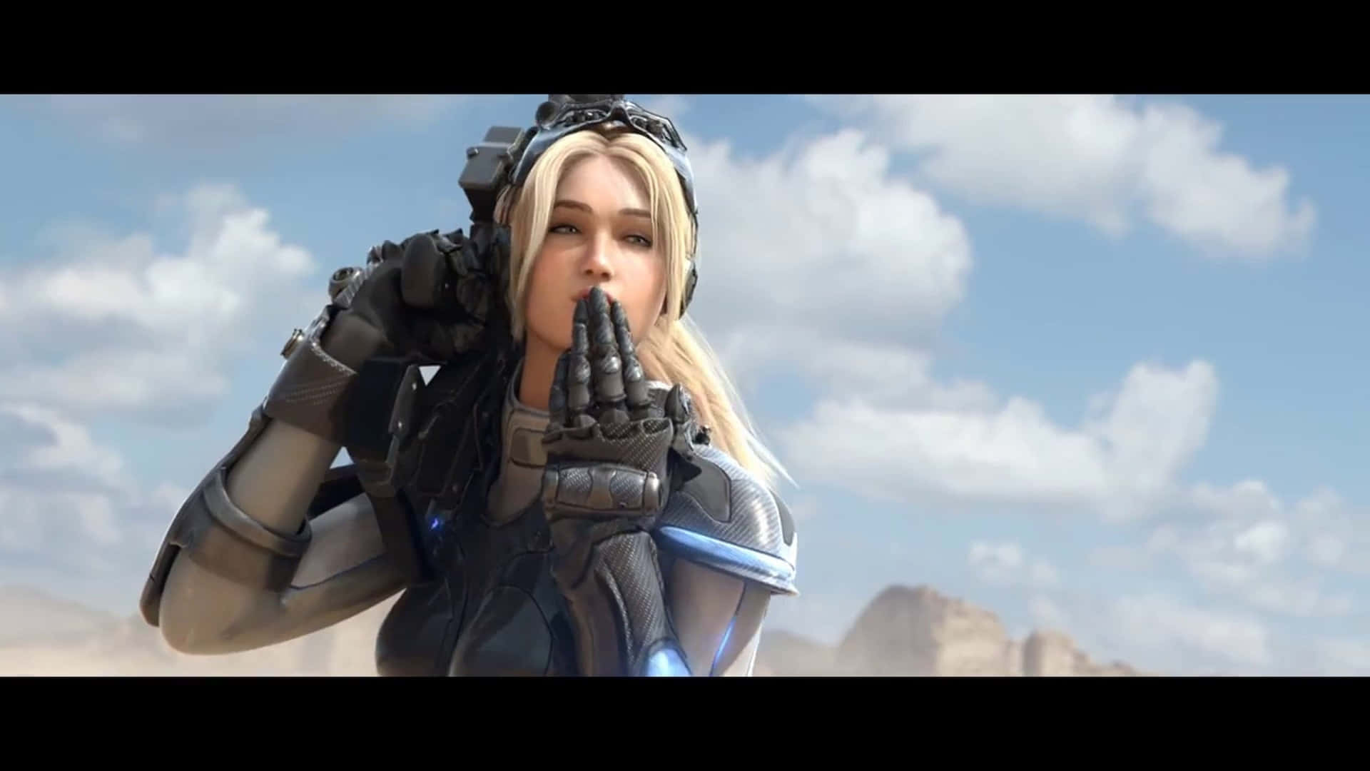 Starcraft Characters 桌布 壁紙 — 一位金髮女兵穿著未來裝甲，站在沙漠中，天空湛藍，白雲朵朵。