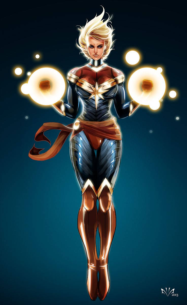 Captain Marvel 桌布 壁紙 — 一位金髮女超級英雄穿著金屬套裝，在深藍色背景上漂浮，每隻手都握著發光球體。