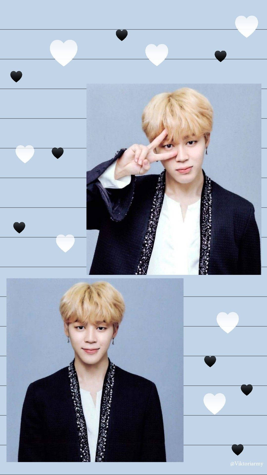 Jimin Bts Cute 桌布 壁紙 — 一位金髮年輕男子在兩張照片中擺姿勢，背景是淺藍色條紋，裝飾著白色和黑色的心形。