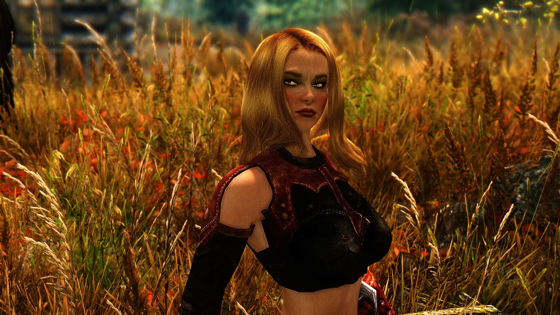 Skyrim Astrid 桌布 壁紙 — 一位金髮深色妝容的女性站在陽光明媚的高大金色草叢和紅花田野中。