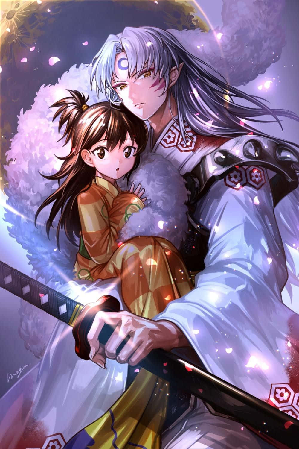 Inuyasha And Rin 桌布 壁紙 — 一位銀髮動漫戰士身穿白色毛邊盔甲，手持發光劍，懷抱著一位穿著溫暖橙色長袍的年輕女孩，背景是魔法般的紫色天空，漂浮著花瓣。