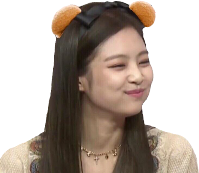 BLACKPINK 桌布 壁紙 — 一位長黑髮的年輕女性在黑色背景前戴著可愛的熊耳頭帶，露出溫暖的笑容。