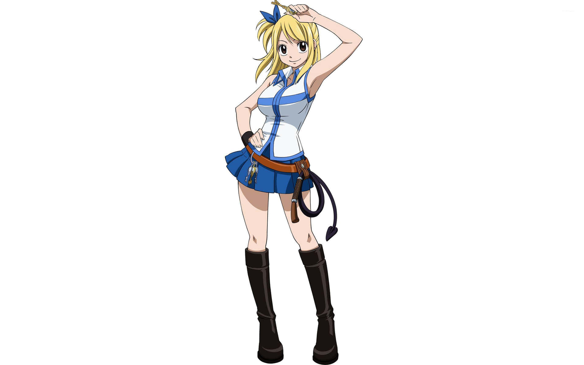 lucy heartfilia 桌布 壁紙 — 一位開心的動漫女孩，金髮藍色蝴蝶結，穿著藍白服裝，在純白背景前擺出俏皮姿勢。