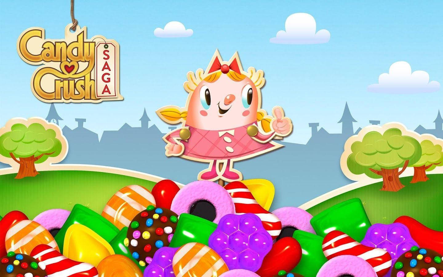 遊戲 桌布 壁紙 — 一位開心的卡通公主站在色彩繽紛的糖果堆上，背景是晴朗的藍天和蓬鬆的白雲。