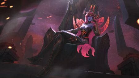 Mobile Legends 動態圖 桌布 壁紙 — 一位黑暗奇幻女王，擁有發光的粉紅色翅膀和角，在紫色天空下，莊嚴地坐在崩塌廢墟中的王座上。