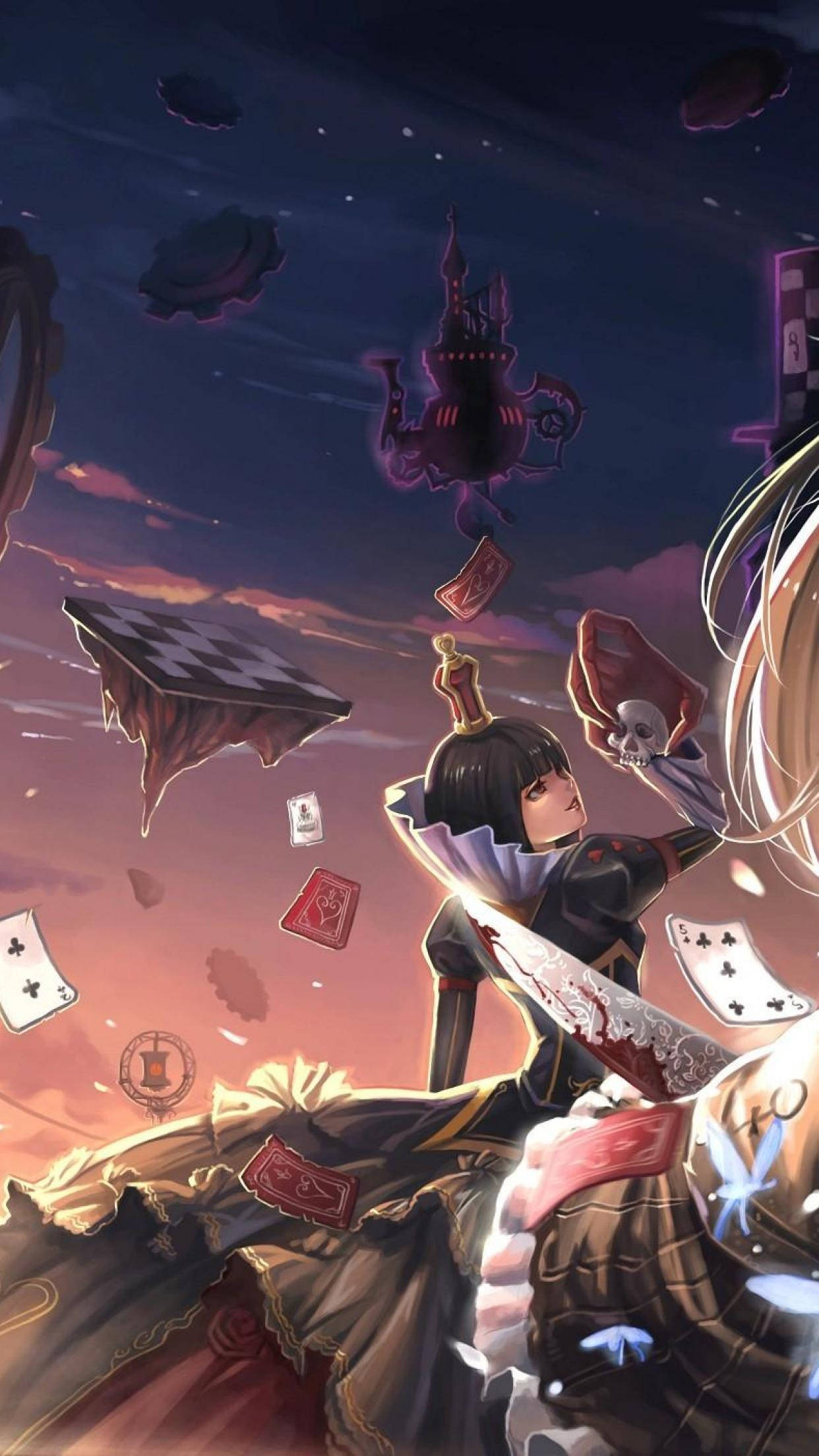 Alice In Wonderland Phone 桌布 壁紙 — 一位黑髮動漫少女身穿華麗盔甲，在暮色天空下揮舞劍，周圍漂浮著西洋棋棋子和撲克牌。