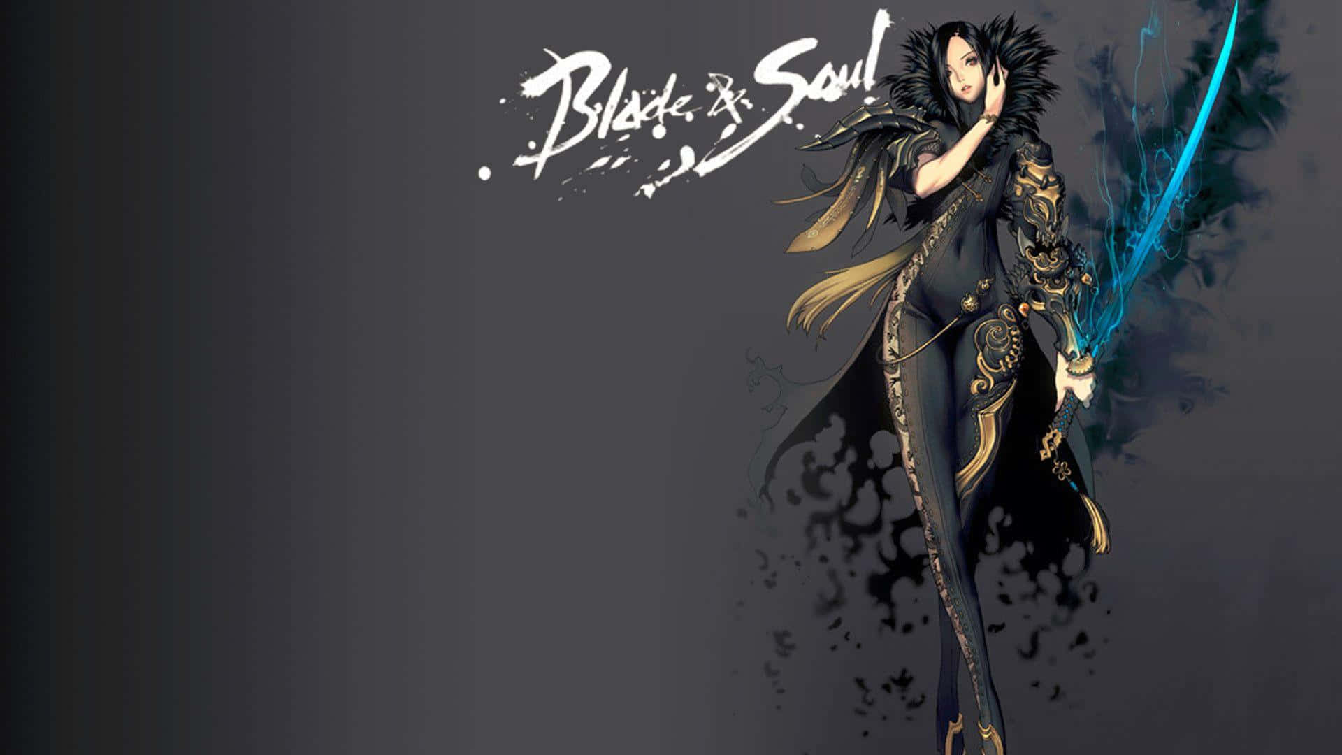blade and soul 桌布 壁紙 — 一位黑髮動漫戰士身穿華麗的黑色和金色盔甲，在煙霧繚繞的灰色背景下揮舞著發光的藍色劍。
