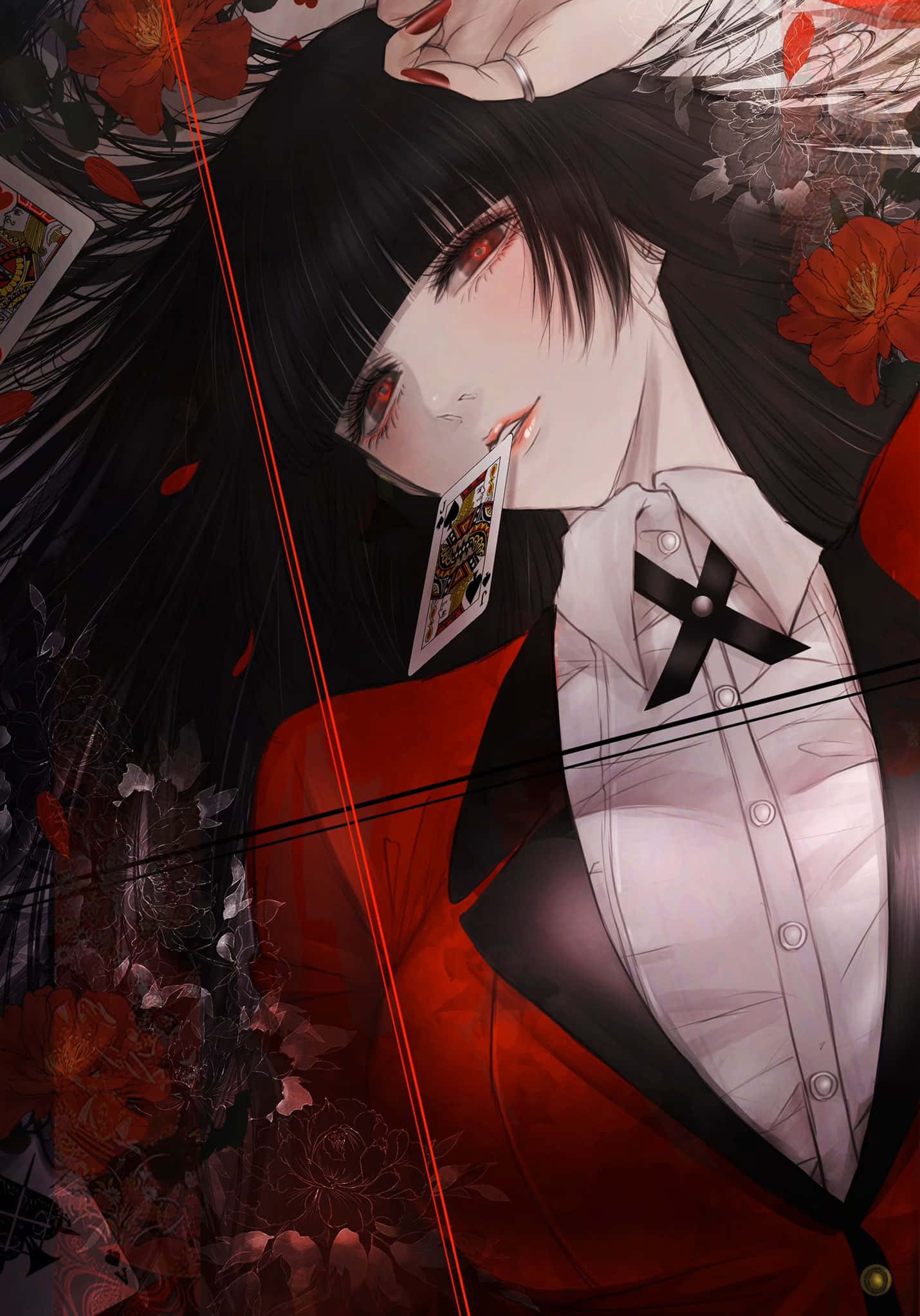 Kakegurui 桌布 壁紙 — 一位黑髮紅眼的動漫女孩在飄落的紅花和漂浮的紙牌中將一張撲克牌貼在唇邊。