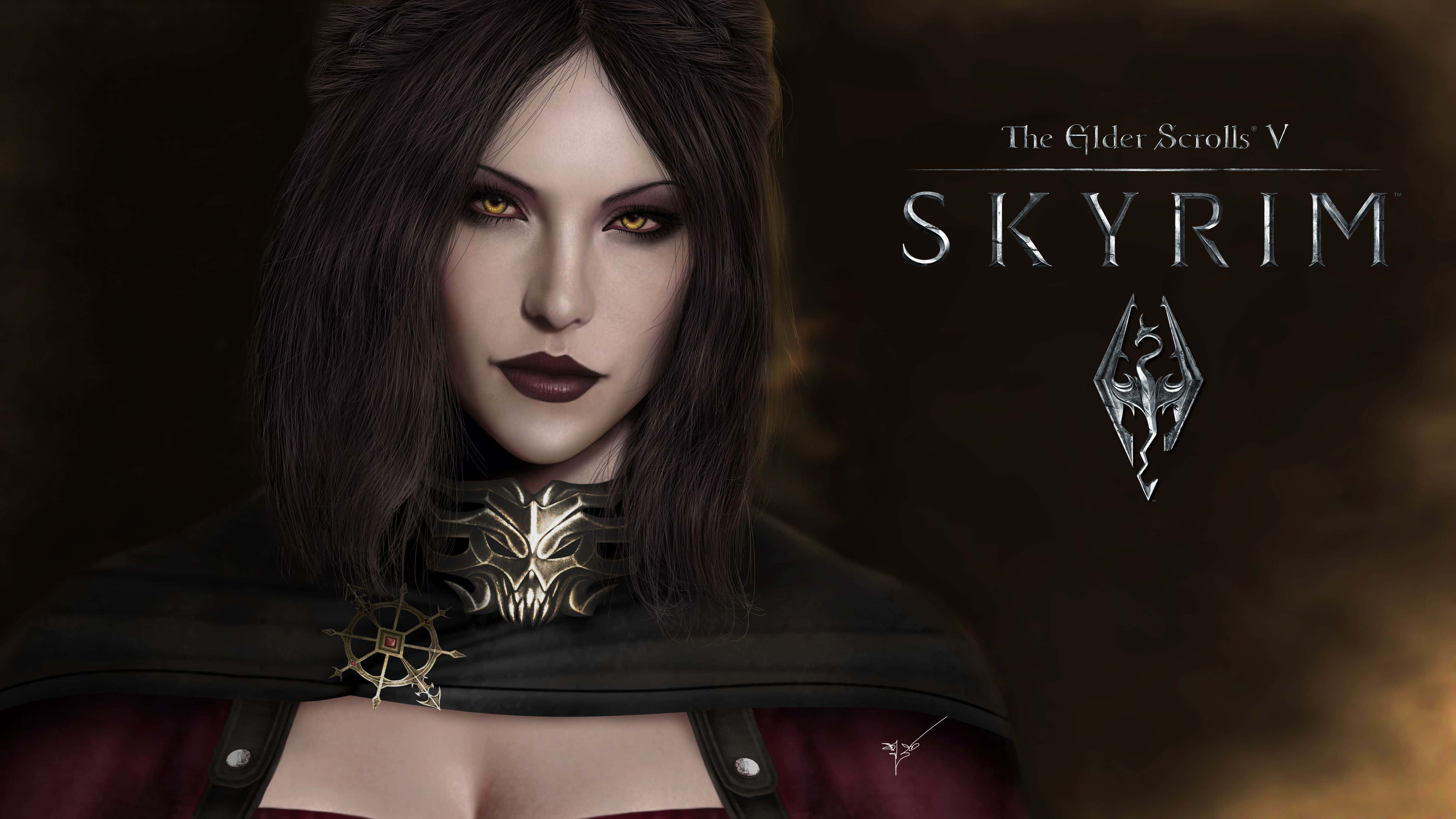 Skyrim Serana 桌布 壁紙 — 一位黑髮金眼、身穿華麗盔甲的女性角色，在煙霧繚繞的背景中，帶有《上古卷軸V：無界天際》標誌，凝視著前方。