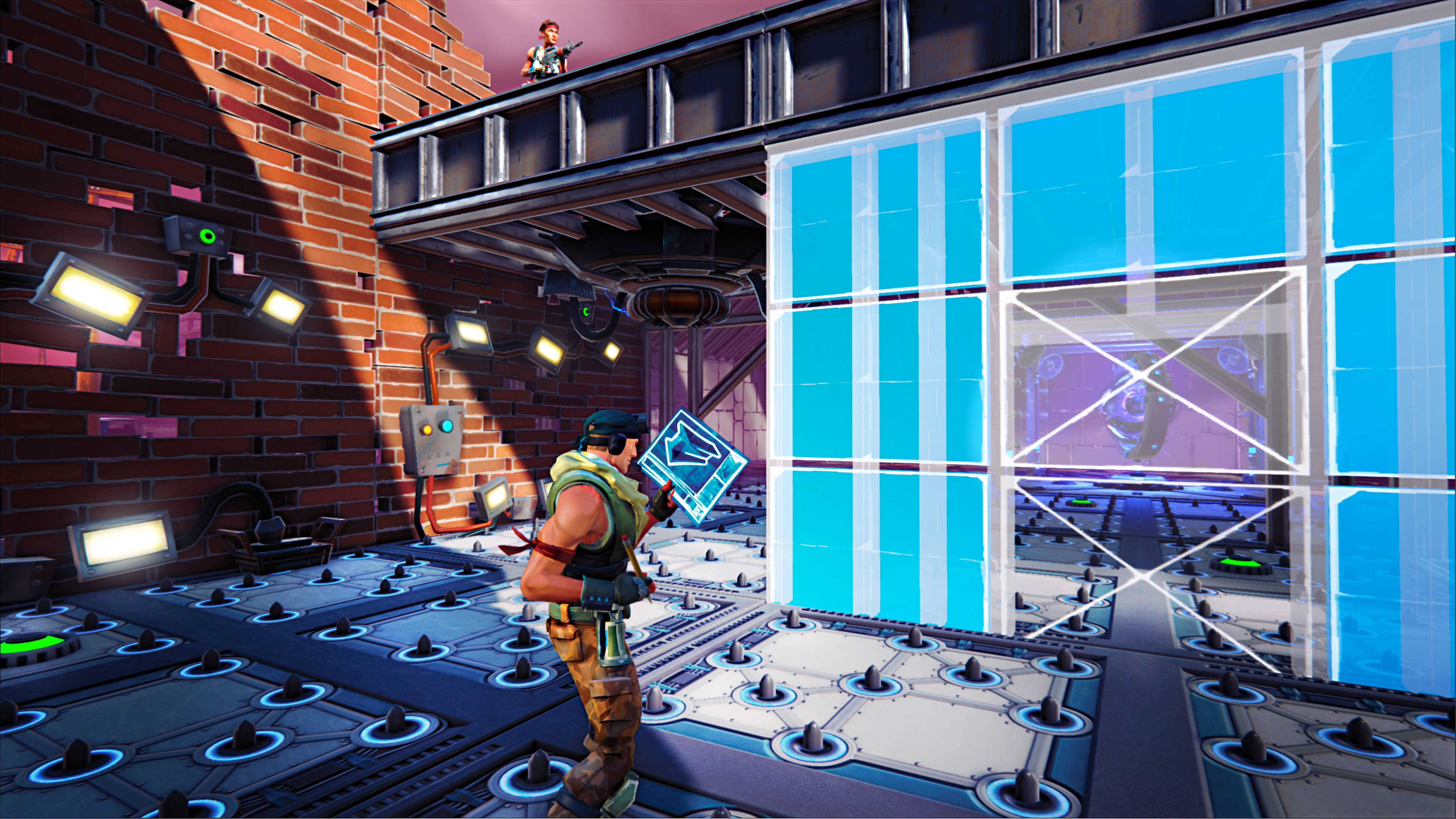 Fortnite Meme 桌布 壁紙 — 一個 Fortnite 角色站在一個高科技實驗室中，實驗室有發光的藍色面板和磚牆，在溫暖的燈光下。