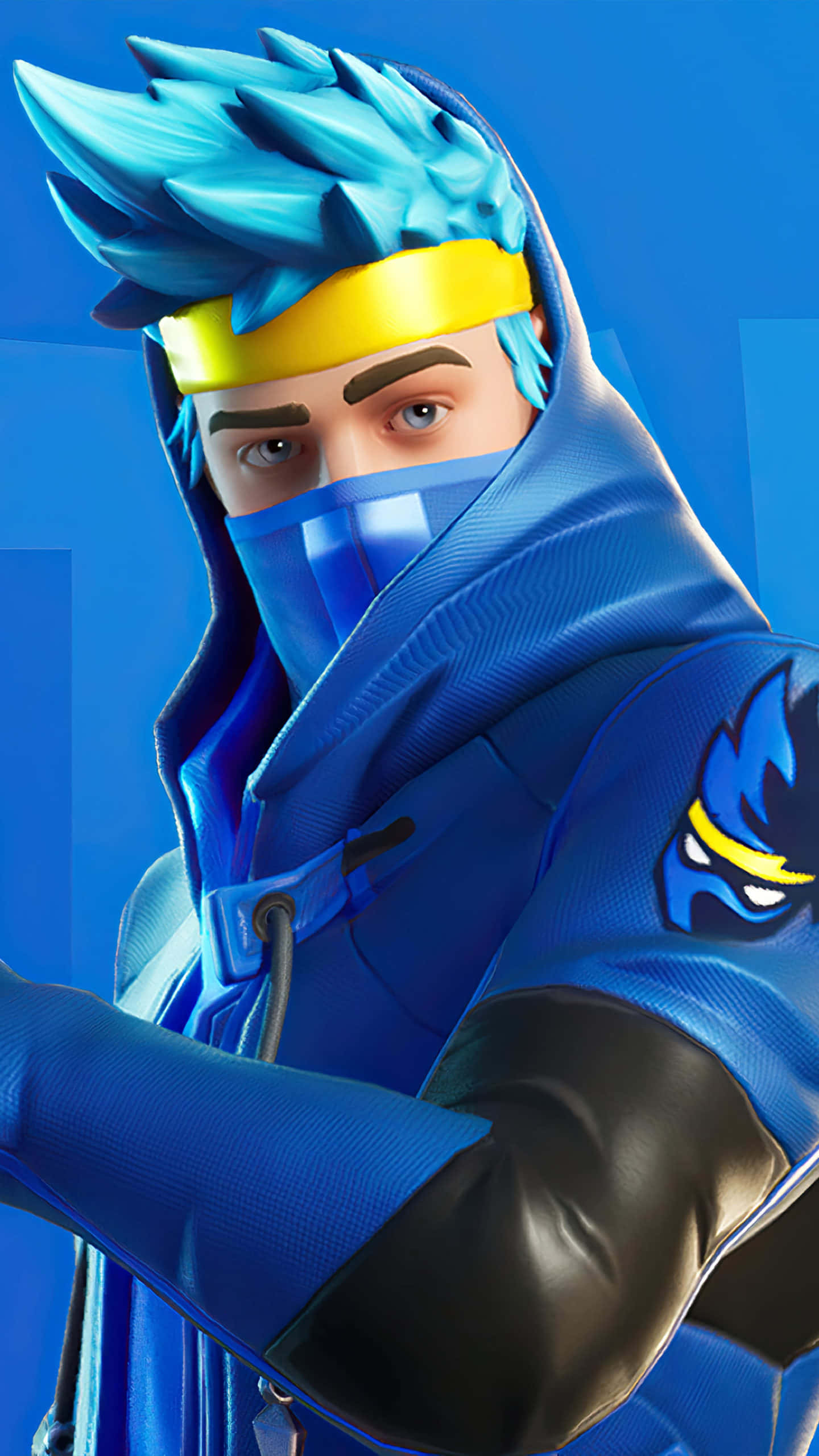 Fortnite 桌布 壁紙 — 一個Fortnite角色，擁有尖刺藍色頭髮和藍色連帽服裝，在純藍色背景前擺姿勢。