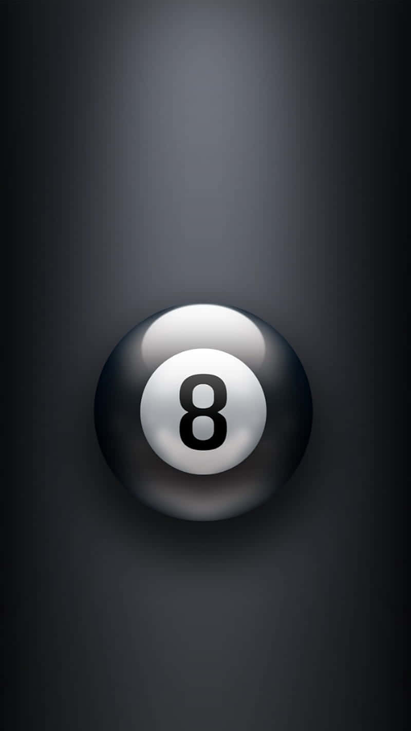 Black And White Number 桌布 壁紙 — 一個亮面黑色8號球，中央有粗體白色數字8，背景為漸變深灰色。