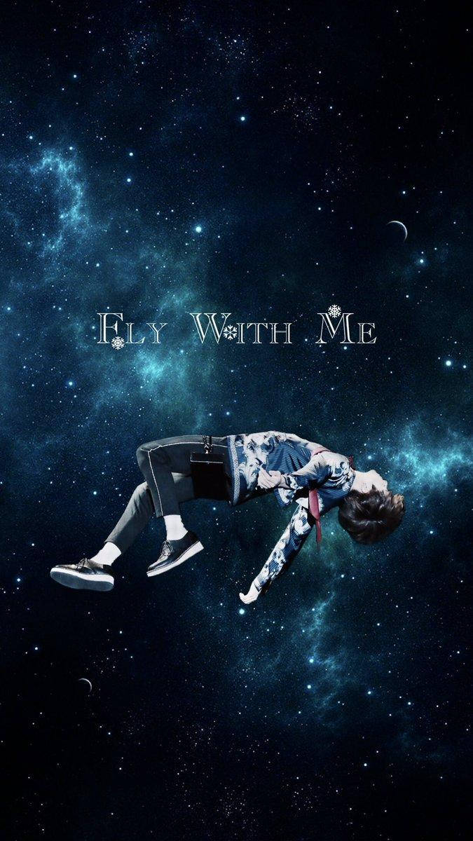 bts iPhone 桌布 壁紙 — 一個人在星雲和星空的宇宙中無重漂浮，背景有新月。