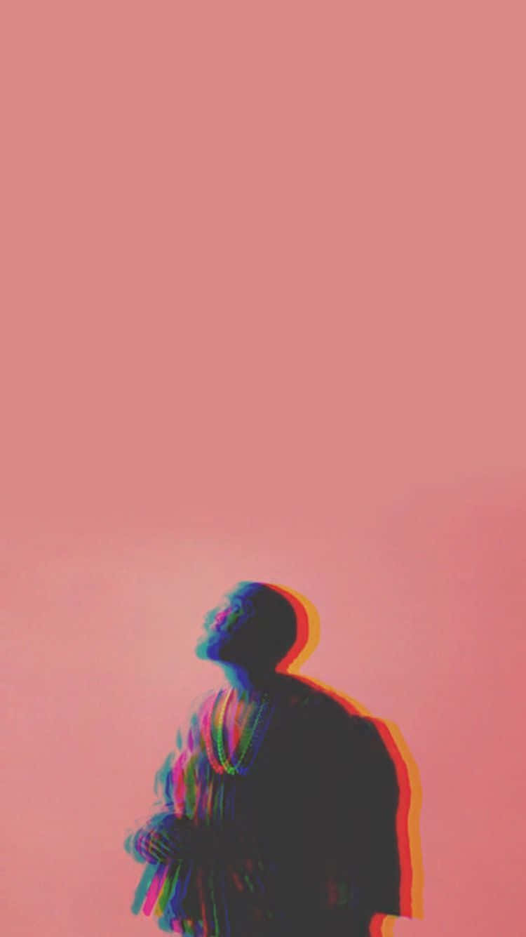 Aesthetic Rapper 桌布 壁紙 — 一個人帶有彩虹色差效果，站在純粉紅色背景前，頭部向上傾斜。