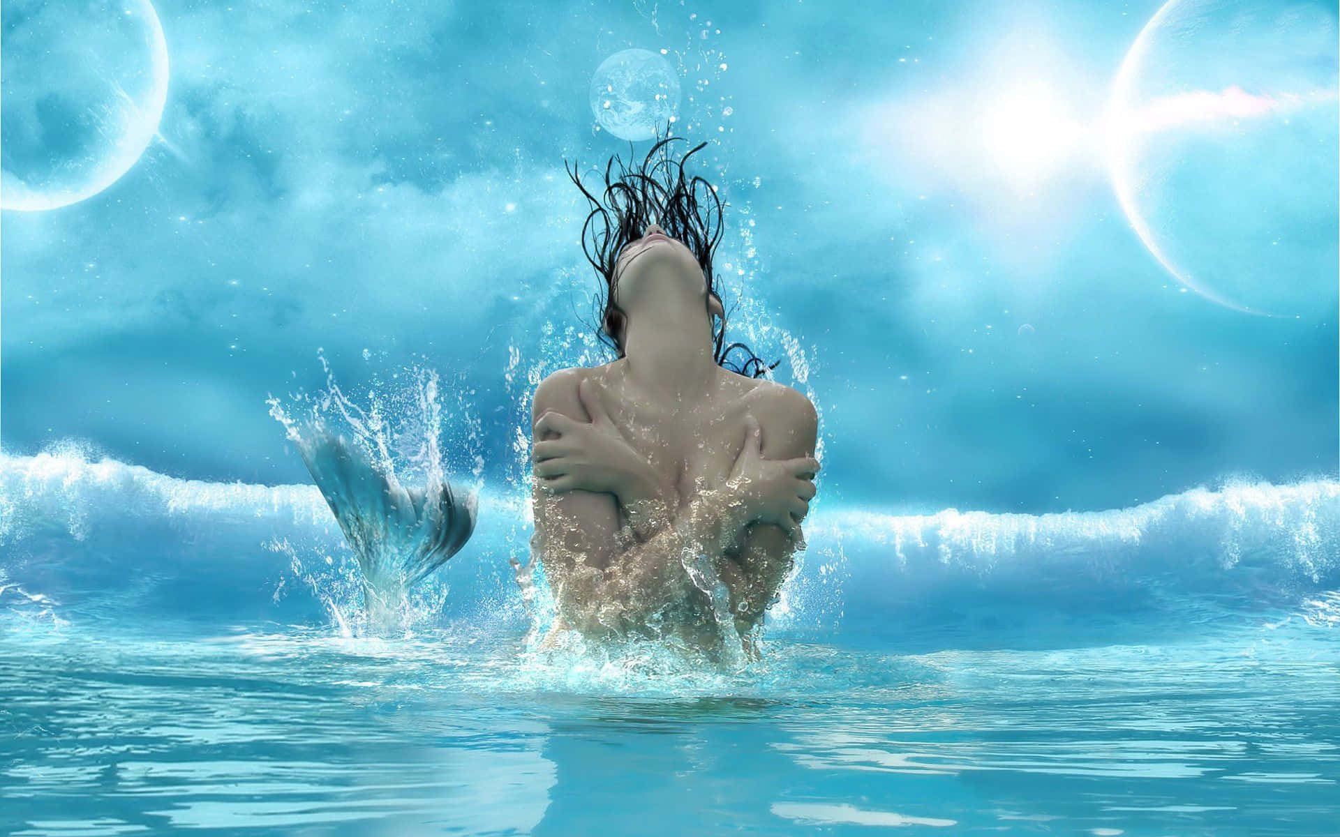 Real Mermaid 桌布 壁紙 — 一個人從藍綠色水中浮現，深色頭髮向上飛揚，一隻海豚在他們旁邊跳躍，背景是超現實的天空，帶有發光的球體。