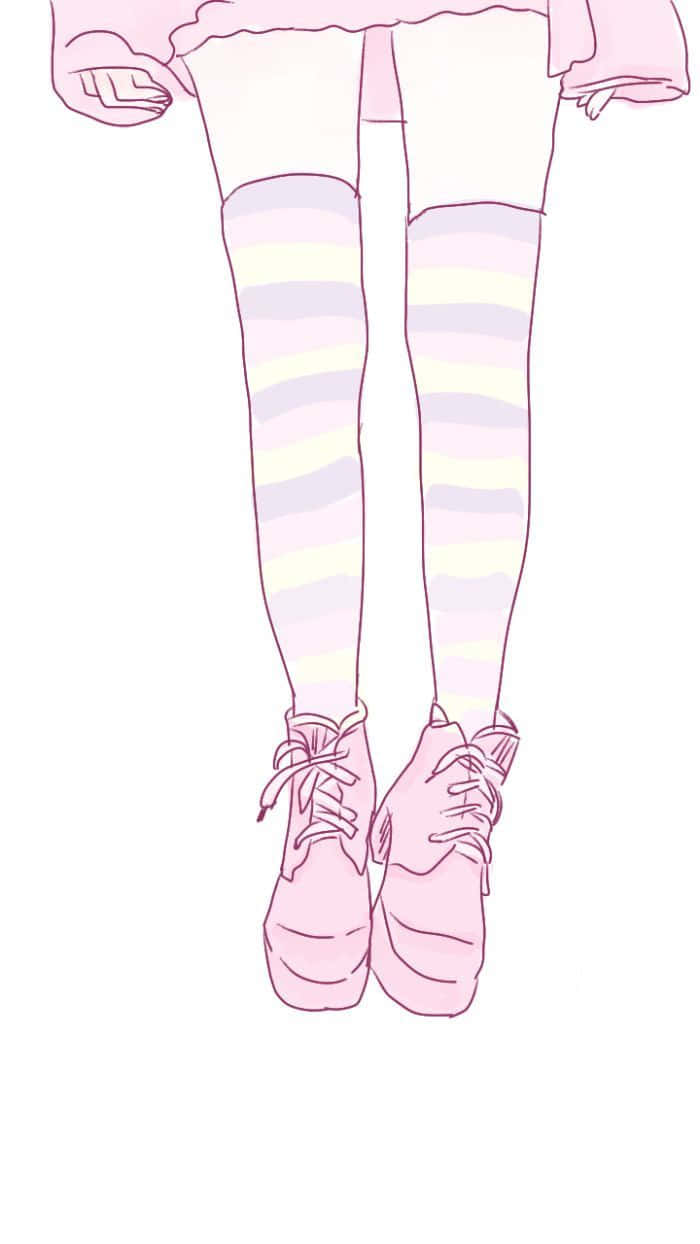 Pastel Pink Aesthetic Anime 桌布 壁紙 — 一個人物下半身的風格化插圖，穿著粉彩條紋長襪和粉紅色厚底鞋。
