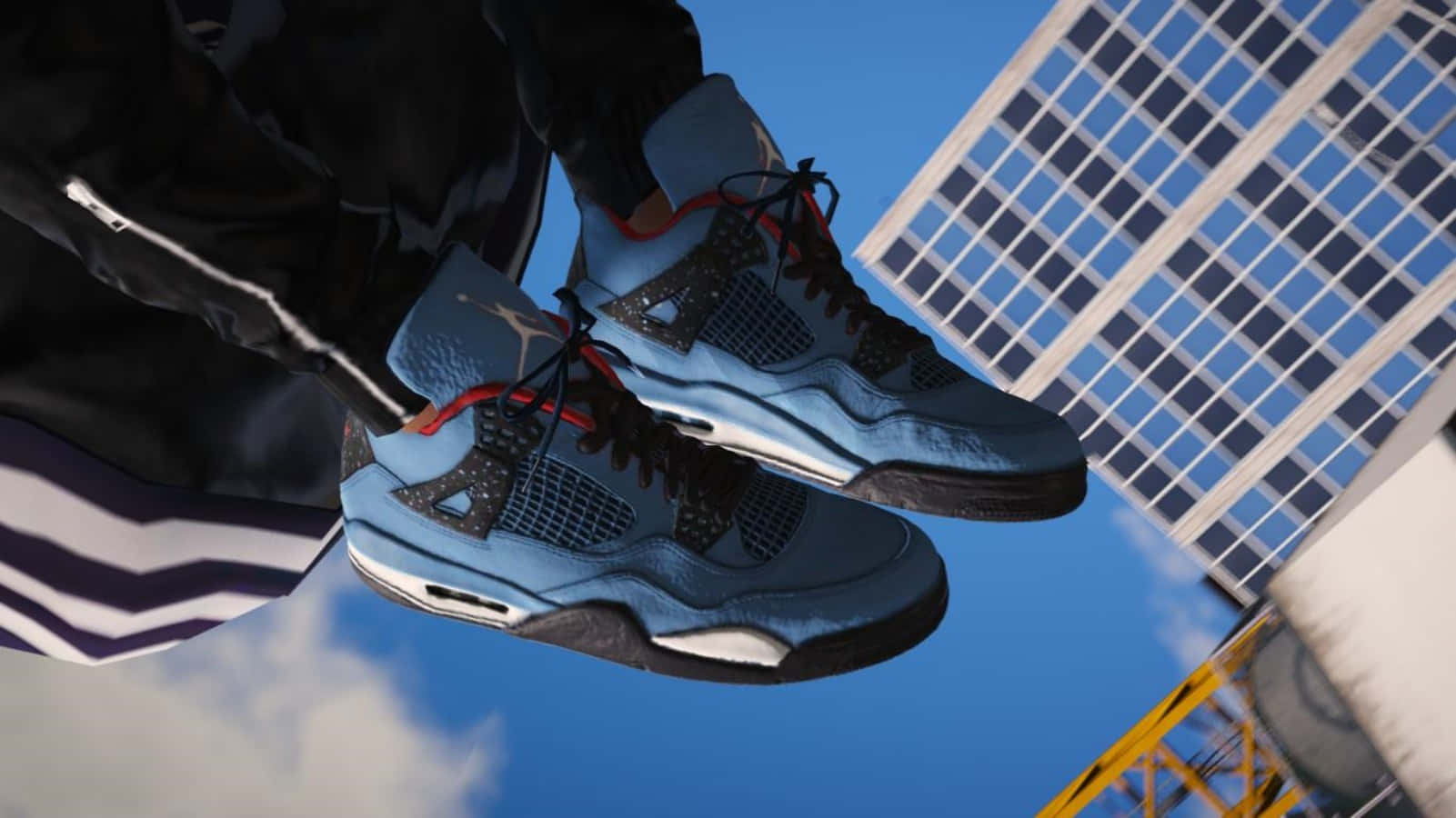 穿著藍色運動鞋的腳漂浮在太陽能板建築和起重機上方。 — Air Jordan 1 壁紙