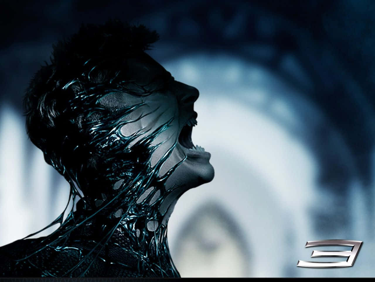 Scary Venom 桌布 壁紙 — 一個人的頭部和頸部被發光的藍色液體觸手覆蓋，背景是黑暗的隧道。